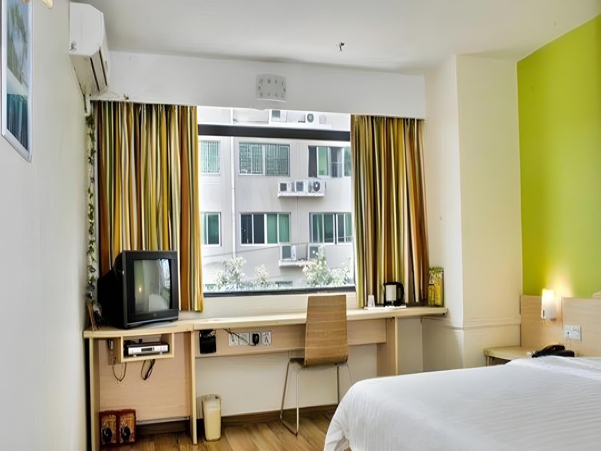 WH - Zizhu 1 Bed Room