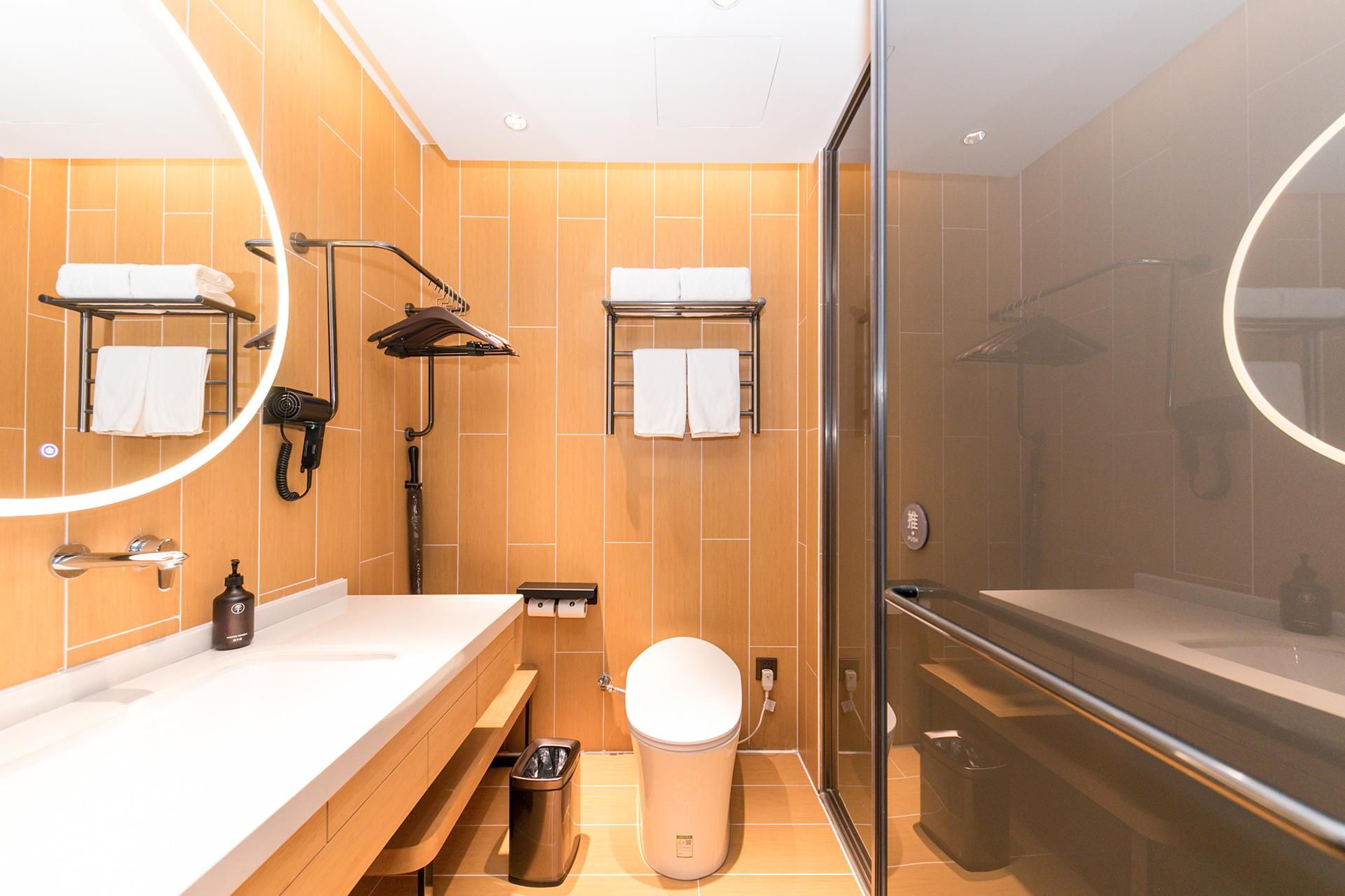 Yingshang Wuzhou Wanhui City Huazhu - Room With Bed 2