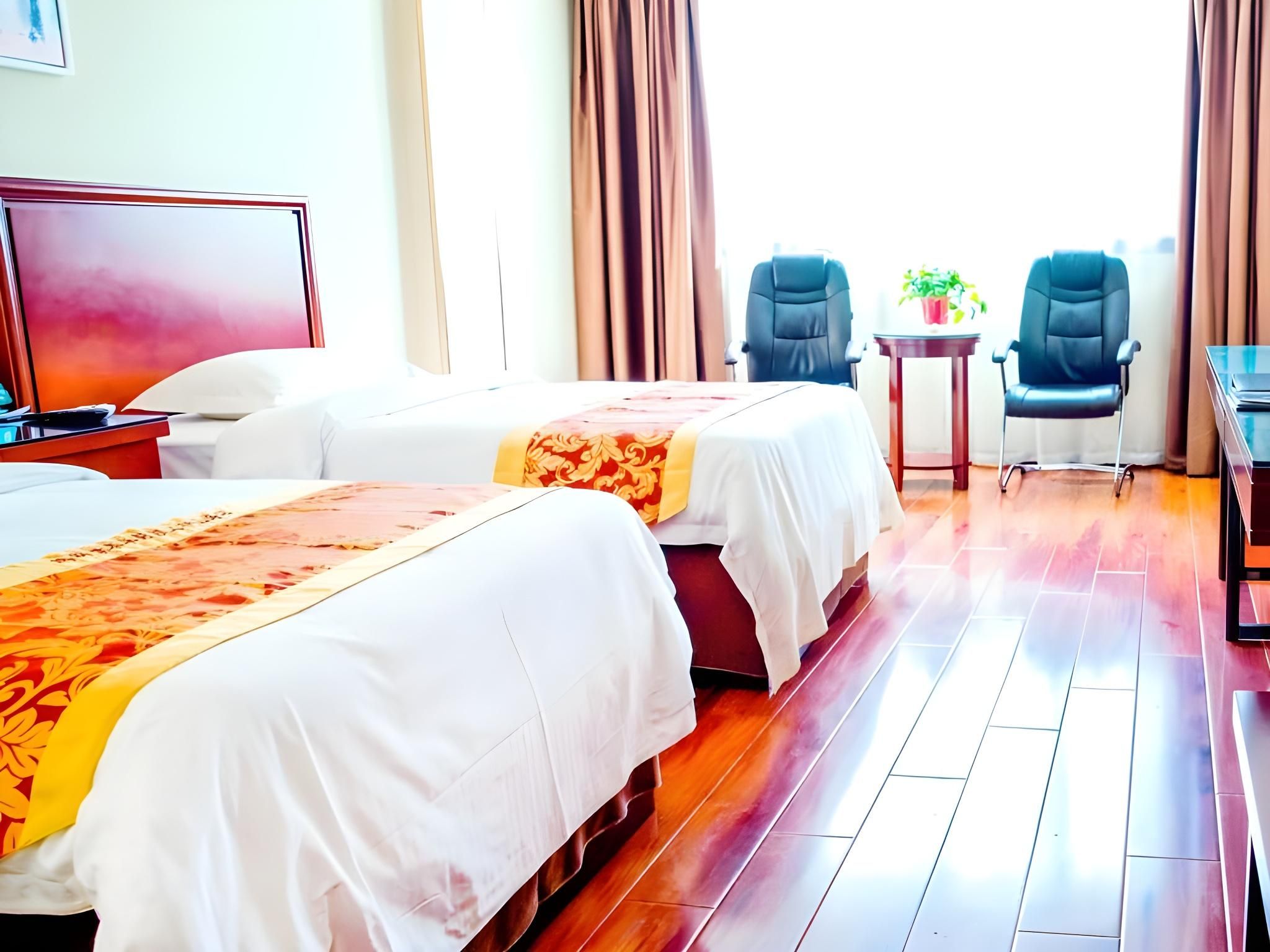 2 Bed Twin Superior Room