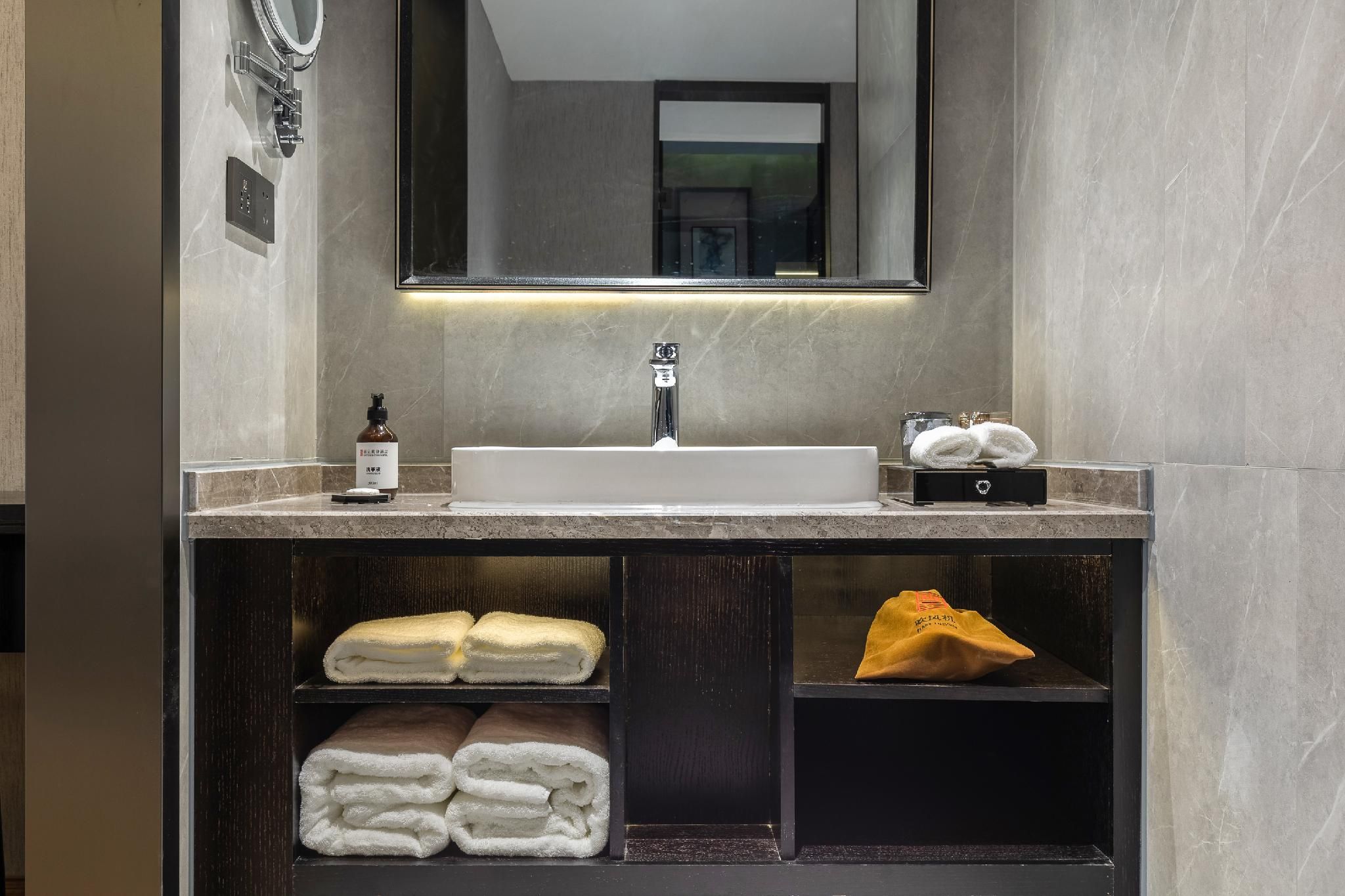 Rezen - Executive 1 Bed Room