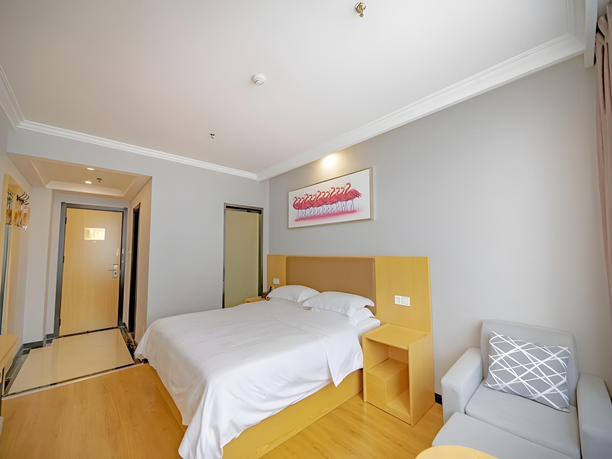 GreenTree Inn Anhui Fuyang Railway Station W XianGYAng Road Business Hotel Superior 1 Queen 3