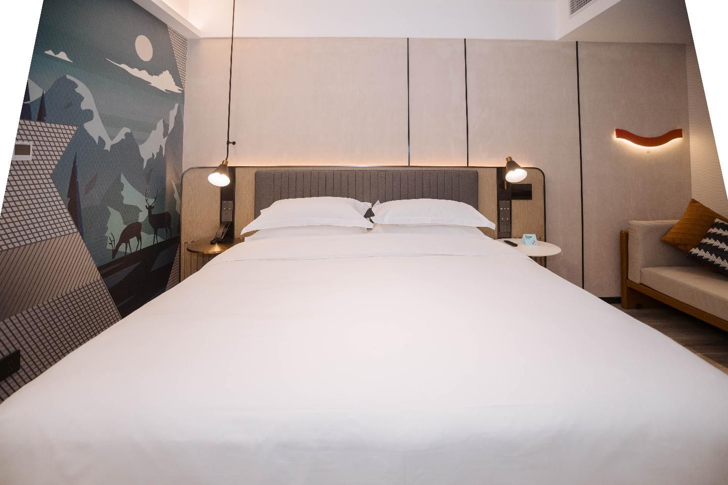 Comfort King Room