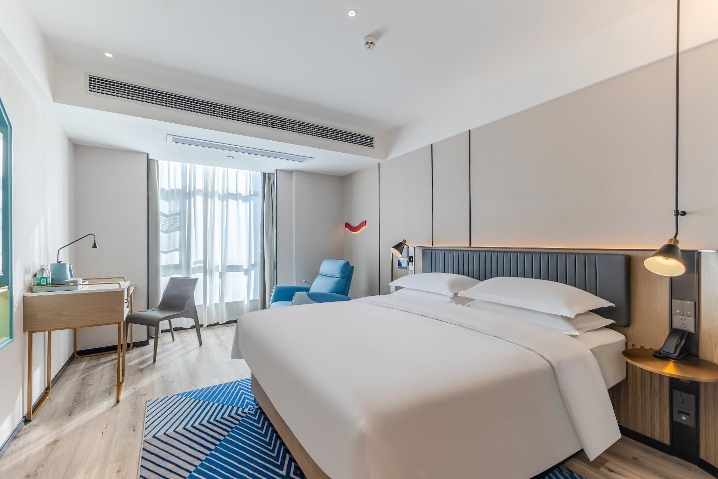 Dossen - Business Bed Room