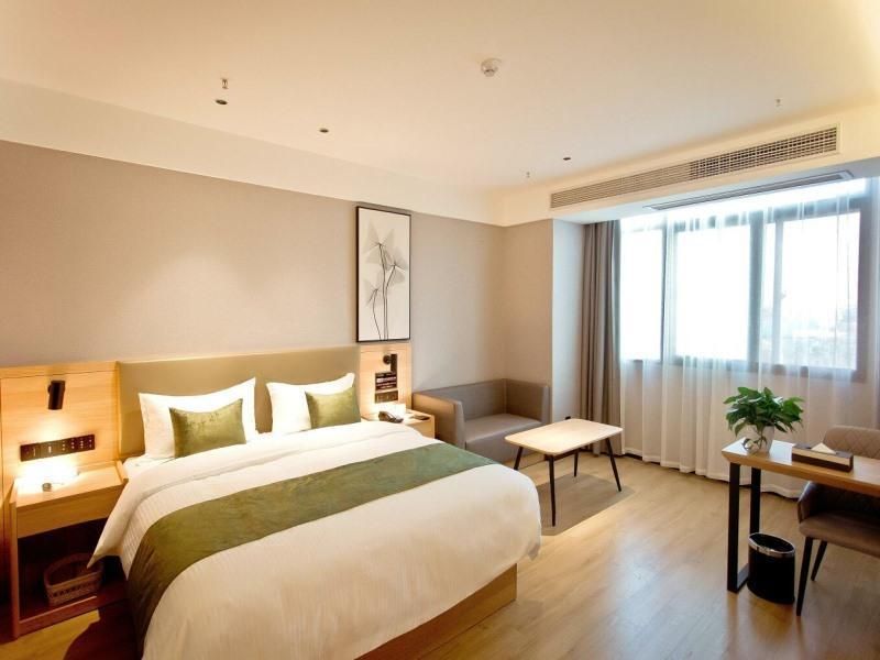 GTI - Guest Room, Chess