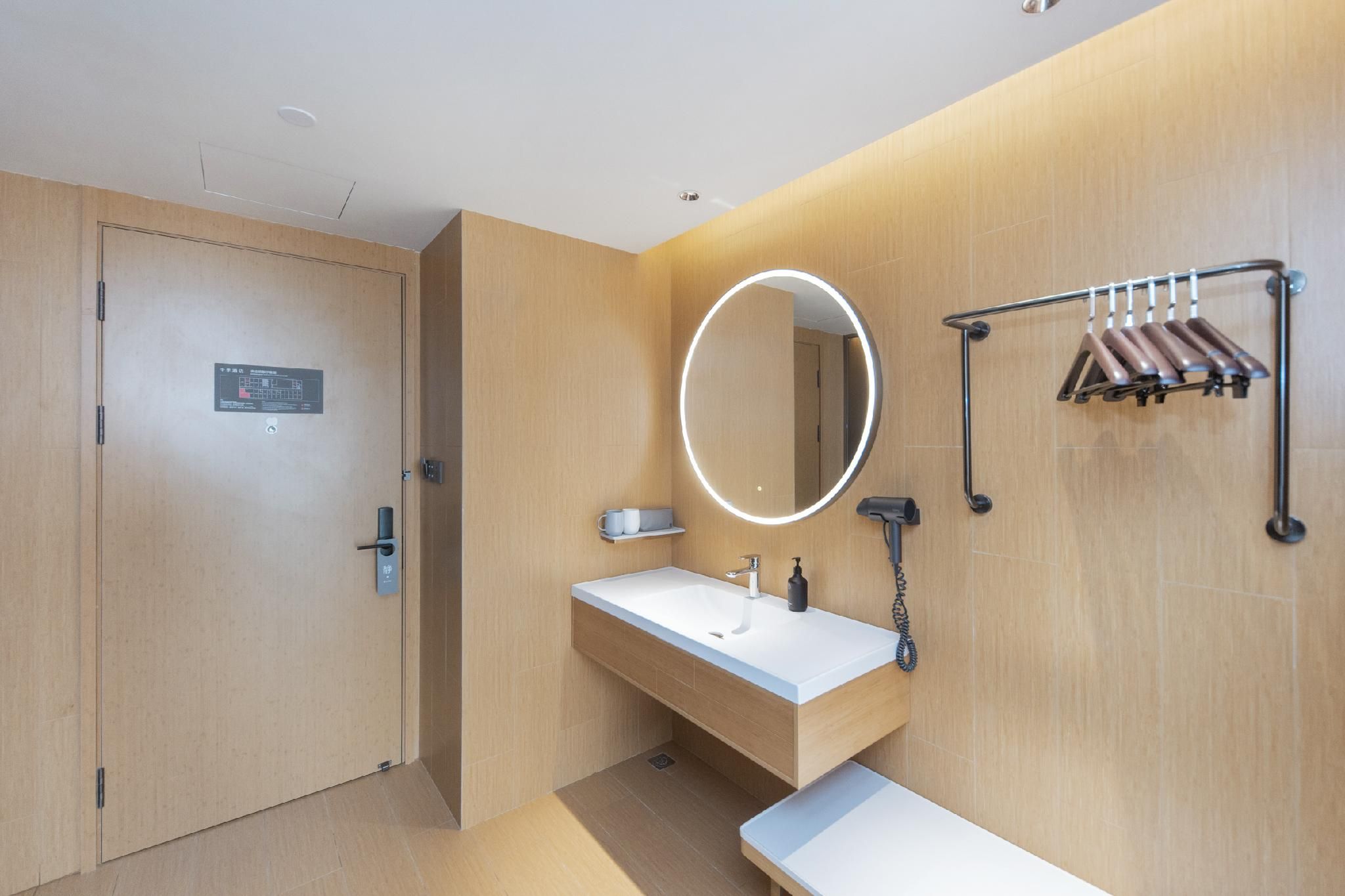 Business Queen Bed Room