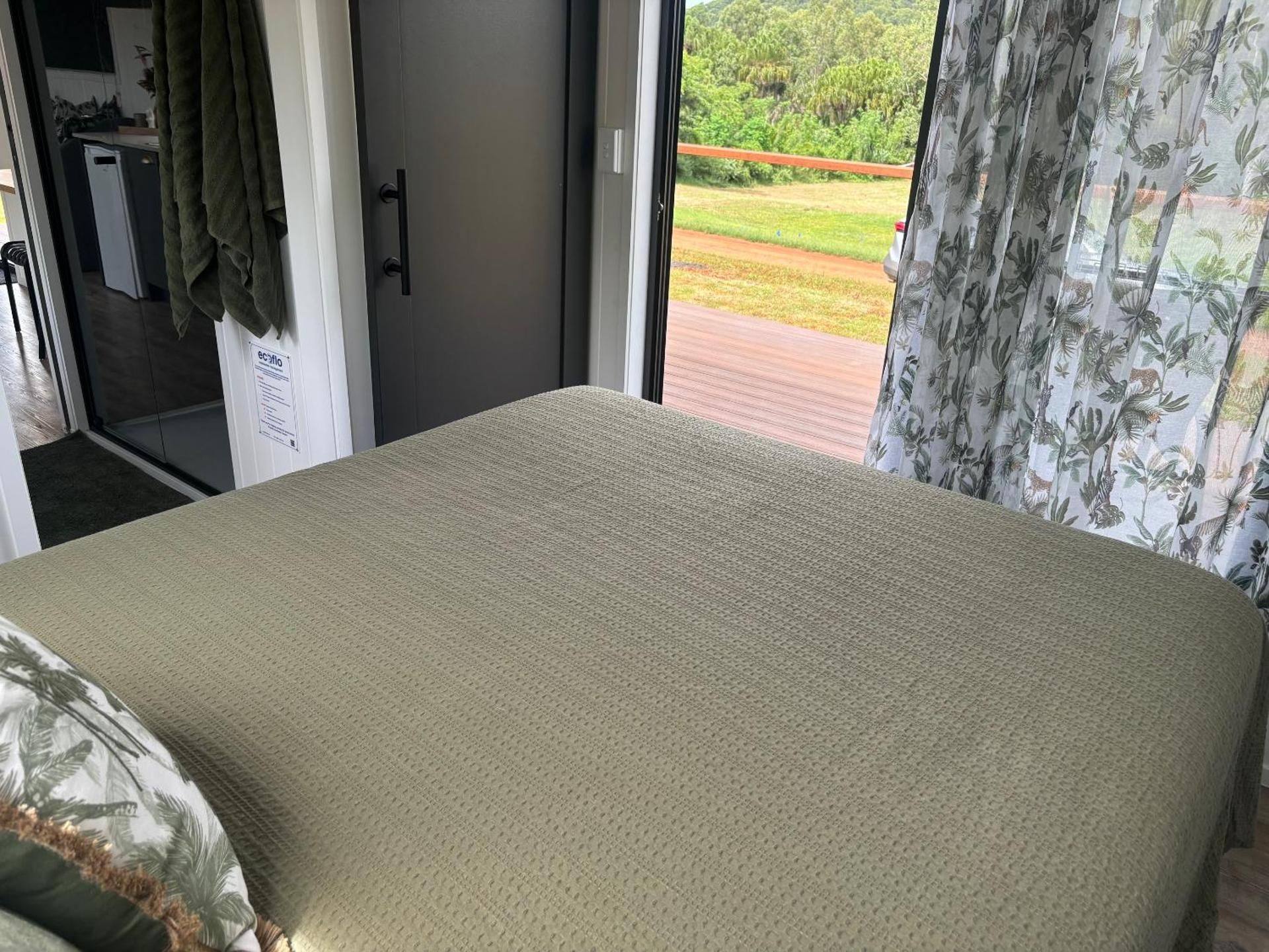 Queen Room with Garden View