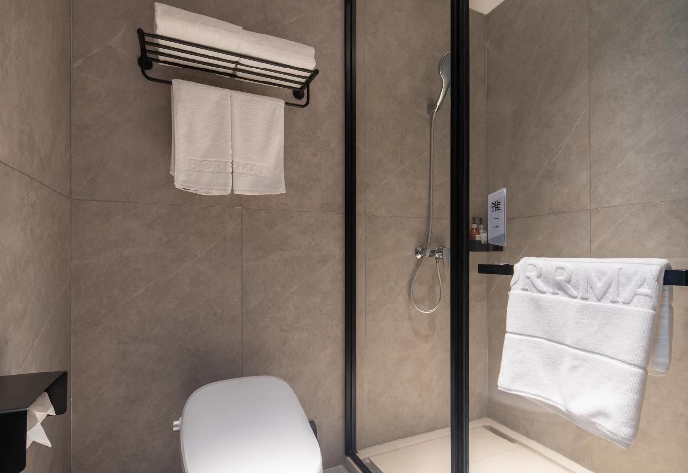 Dossen - Deluxe Bed Room