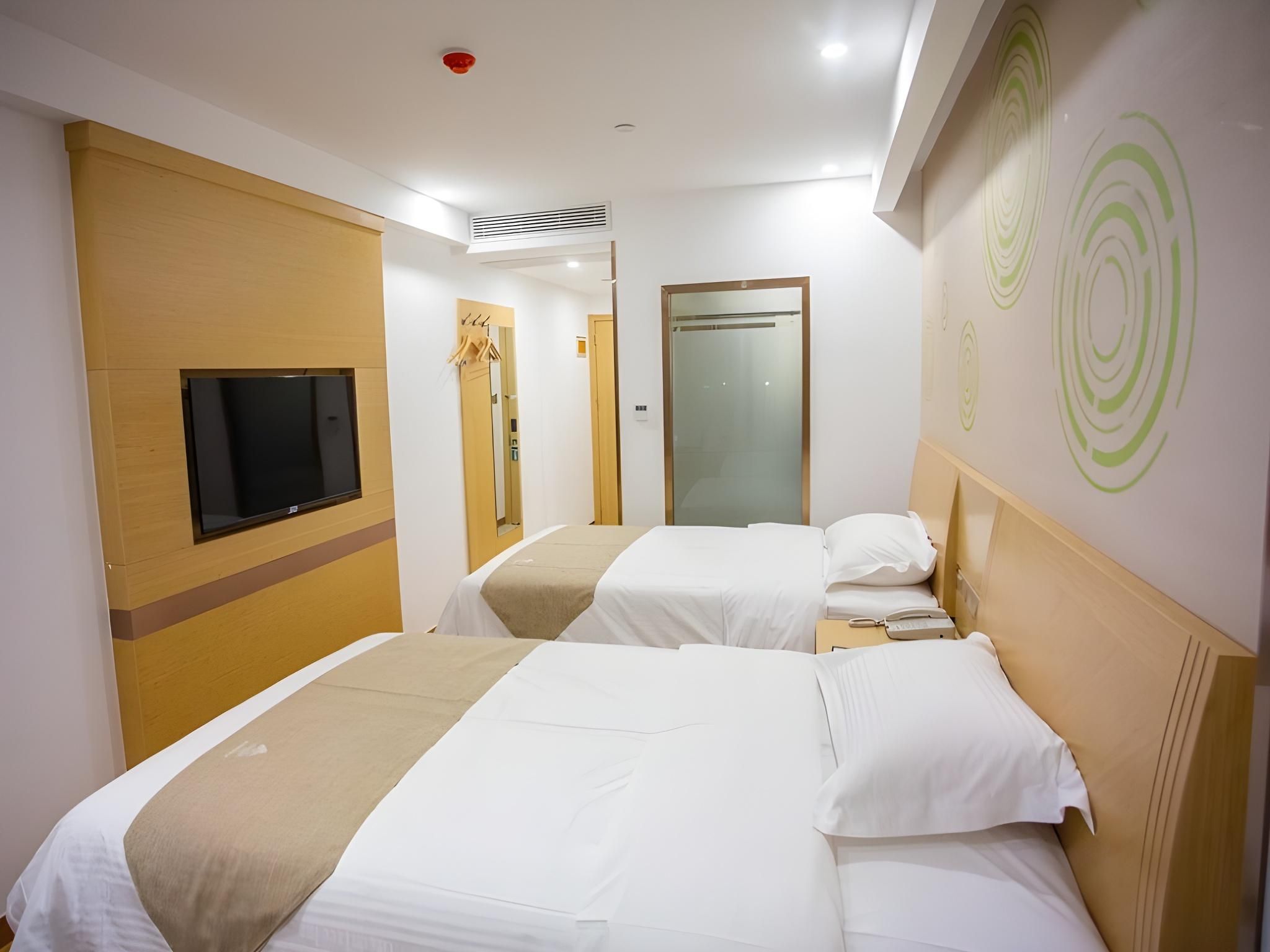 Twin Business Room