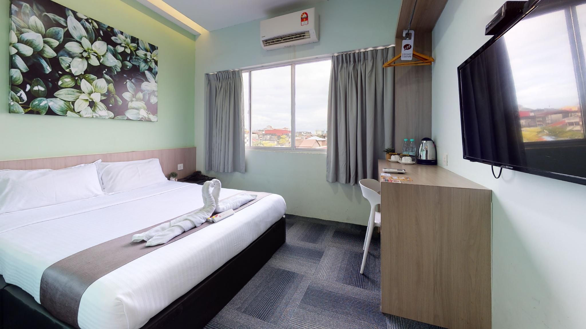 Deluxe Double Non-Smoking