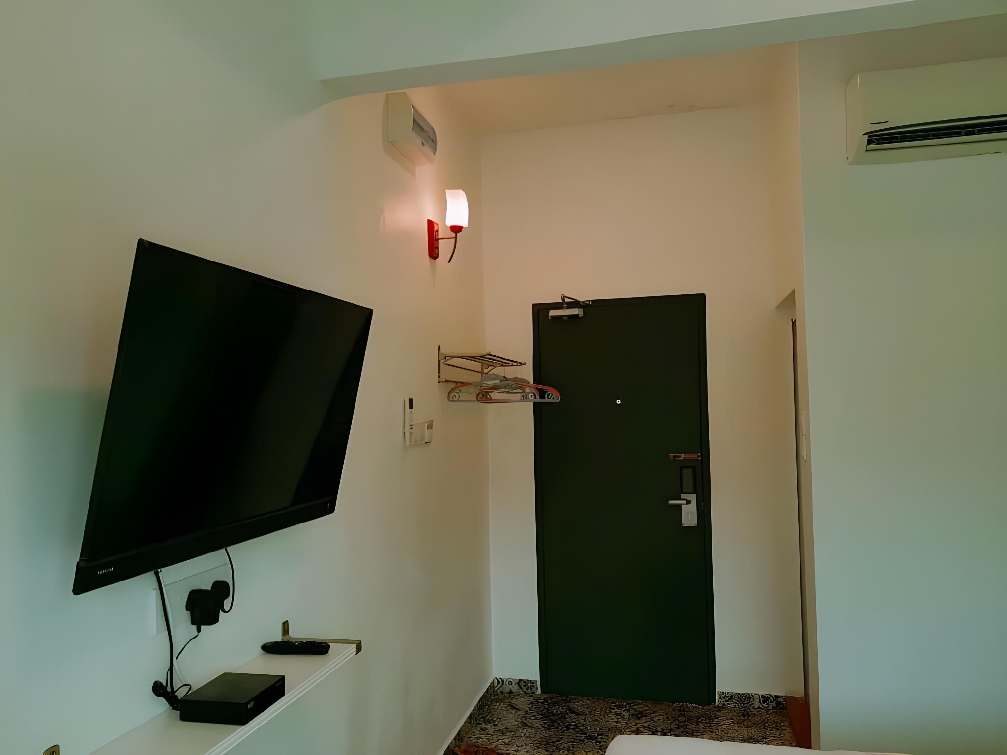 King Room With View Non-Smoking