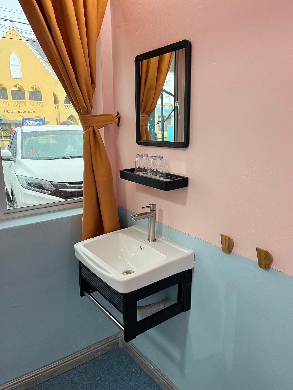 Hippo House Taiping Standard Balcony 3