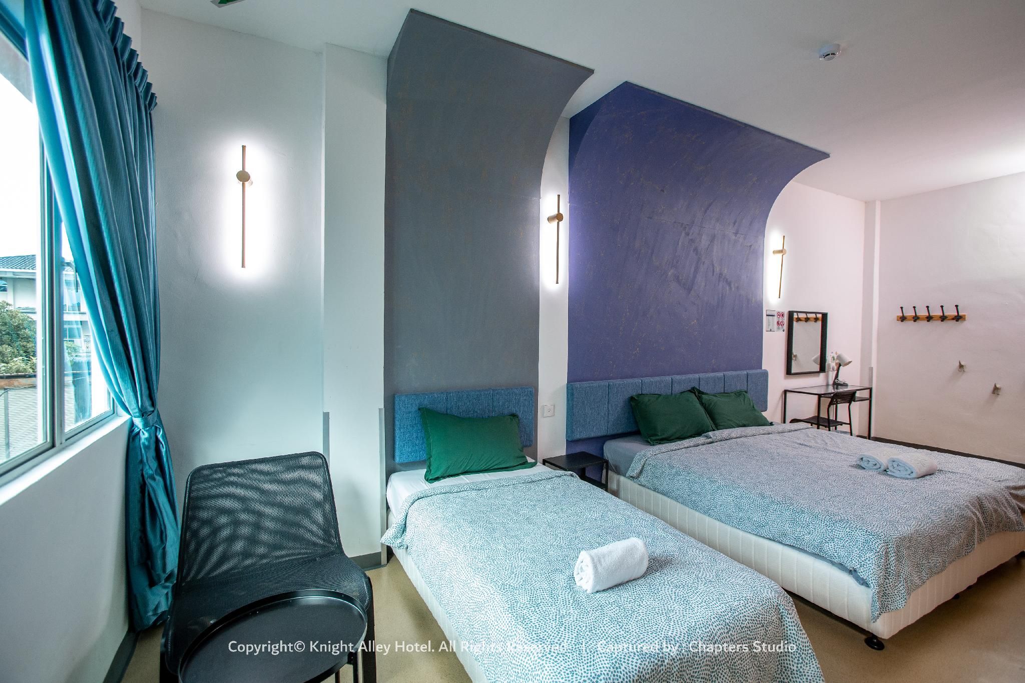 Triple Room with Private Bathroom