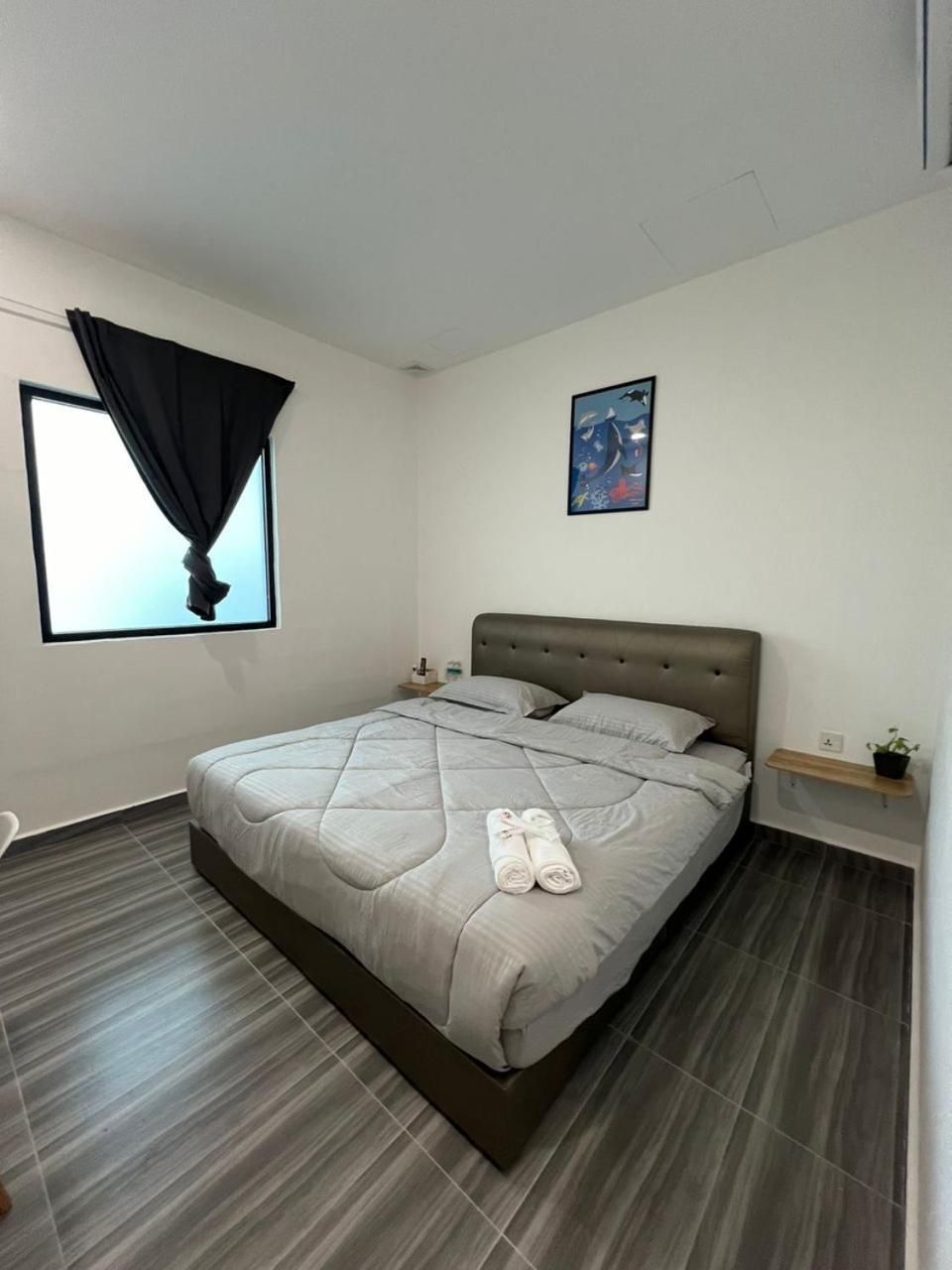 KIWI INN King Room 2