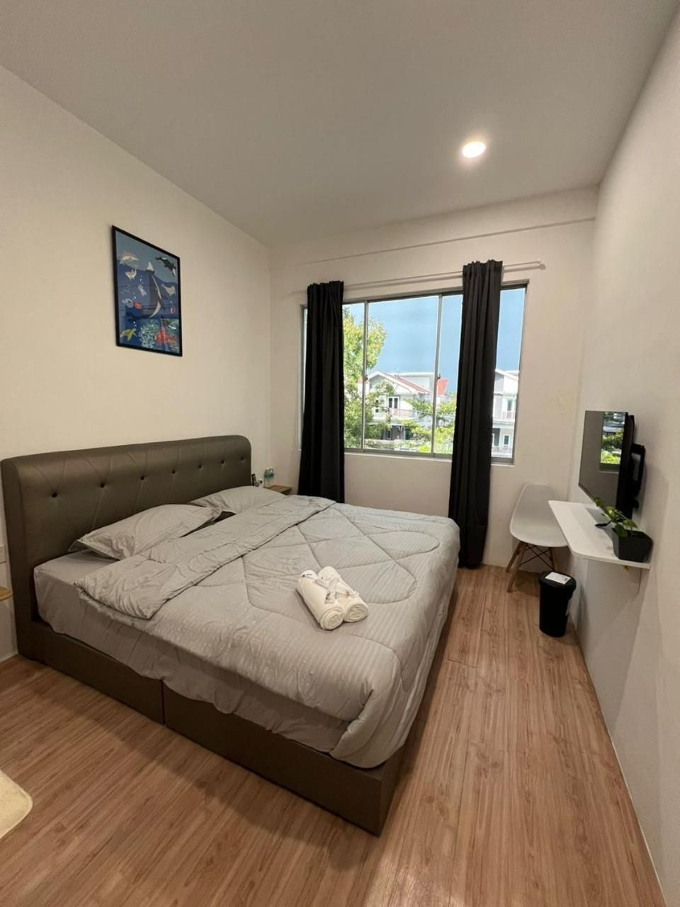 KIWI INN Deluxe Double or Twin