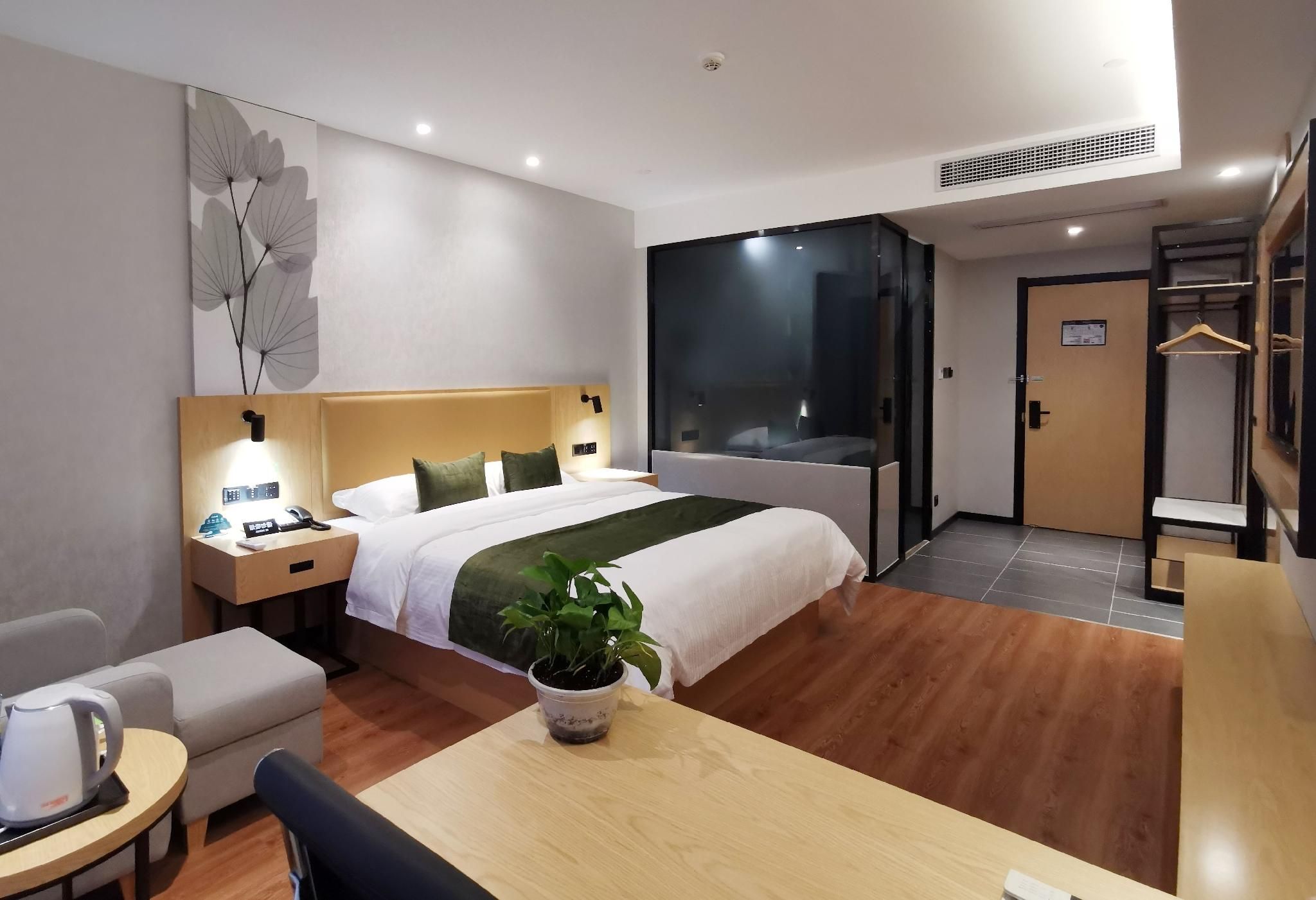 GTI - Superior 1 Bed, Anxin