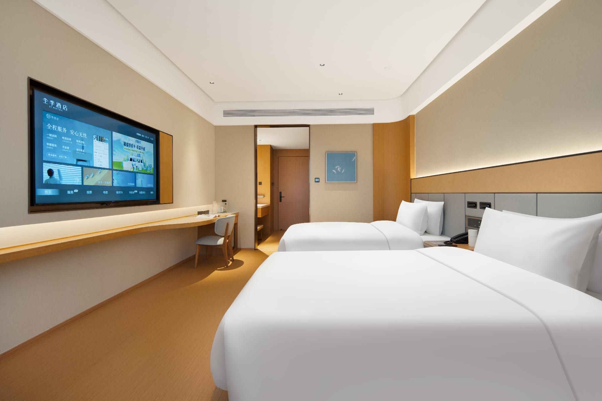 Sea, park, or opera view, Guest room, 2 Twin/Single Bed(s)