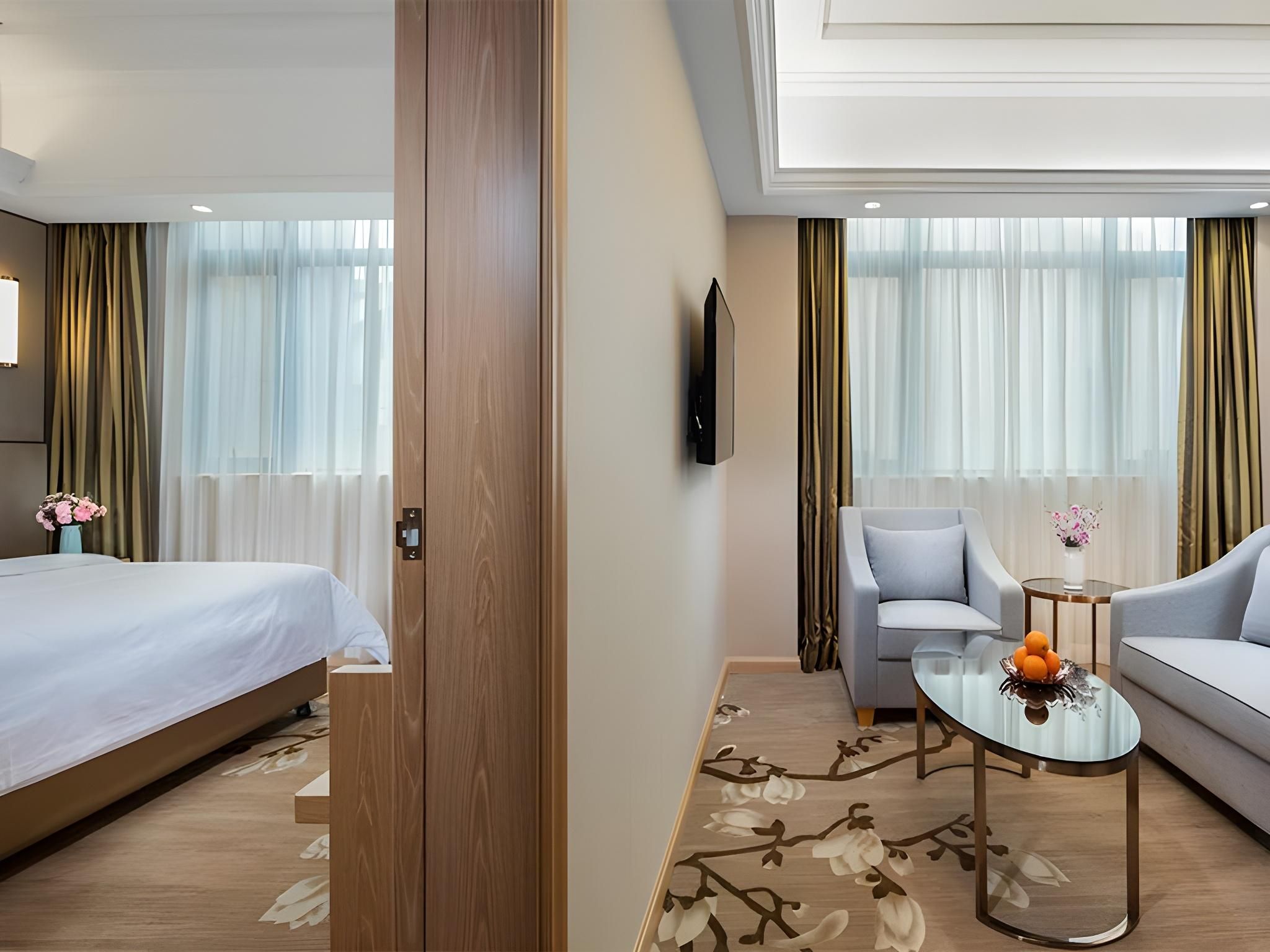 Executive Suite