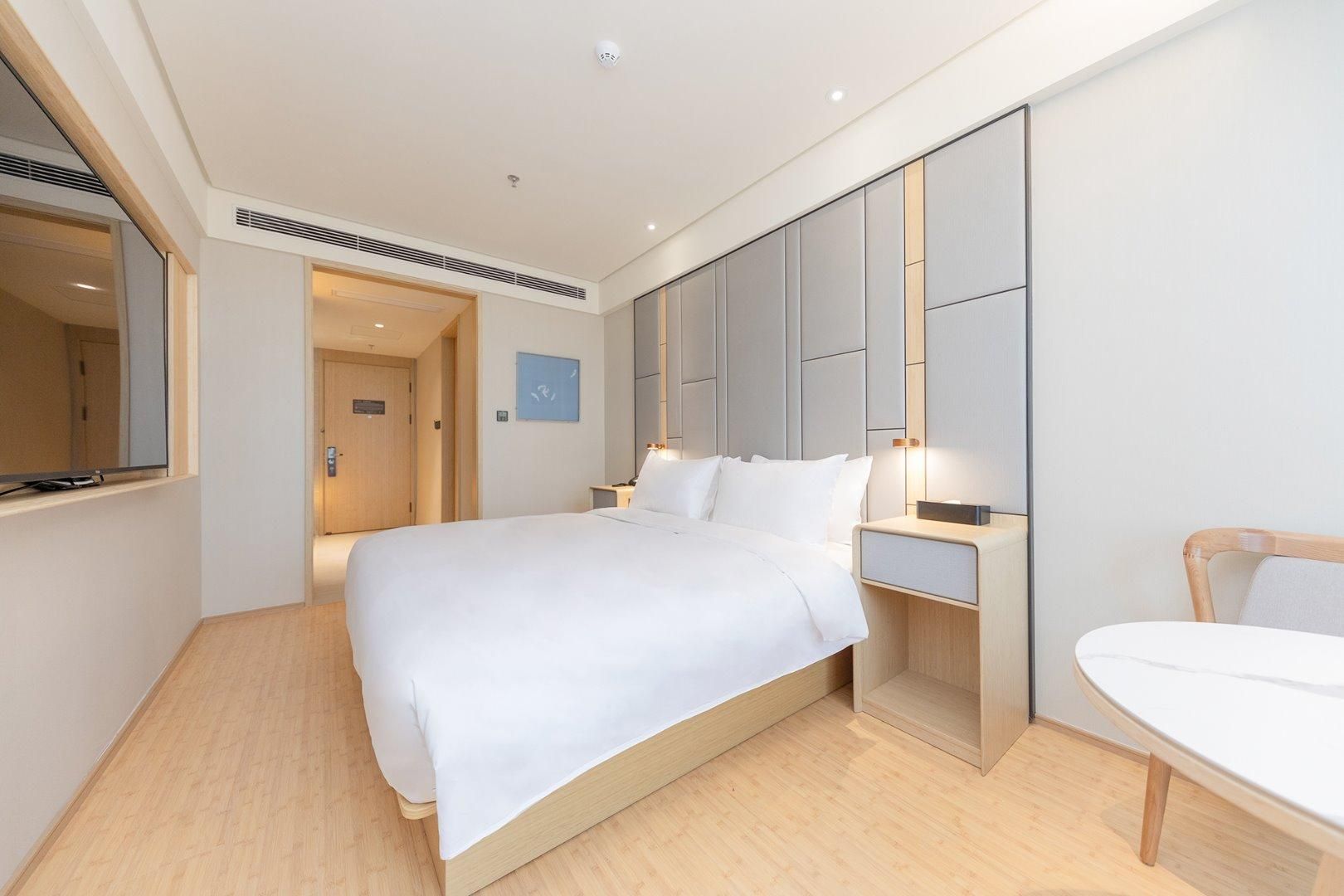 Queen Room A