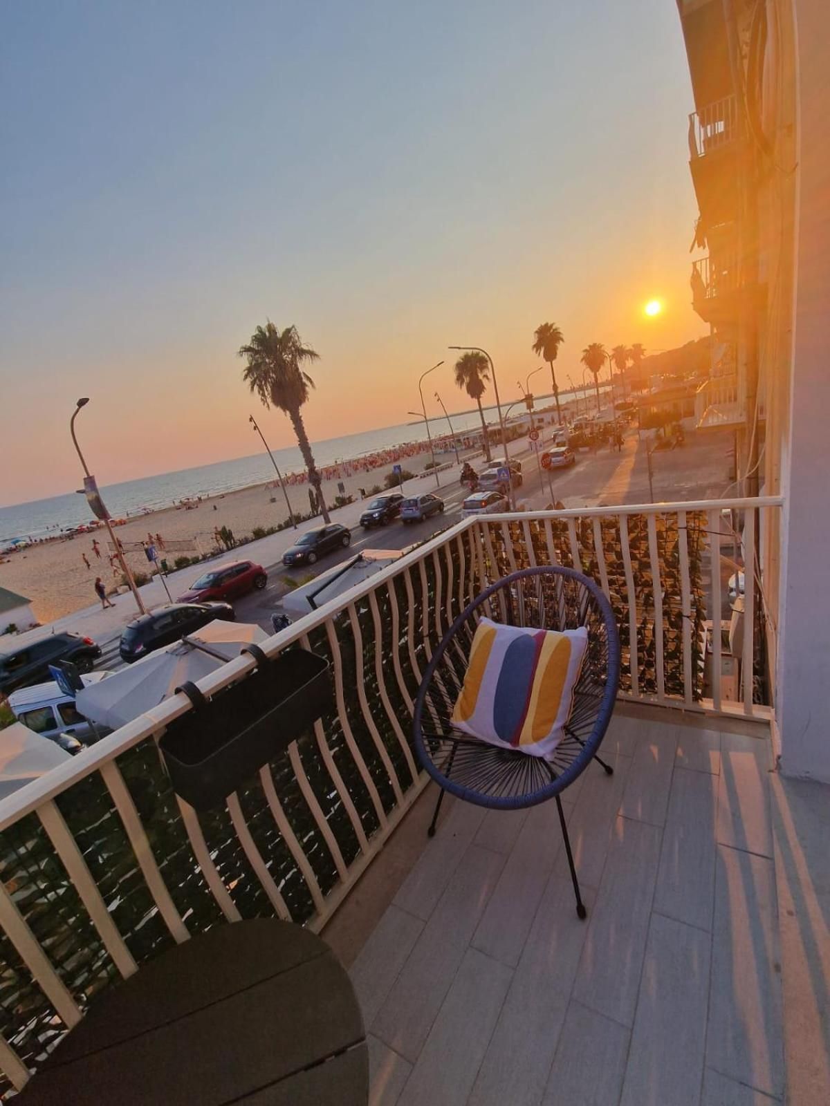 Studio Apartment with Sea View