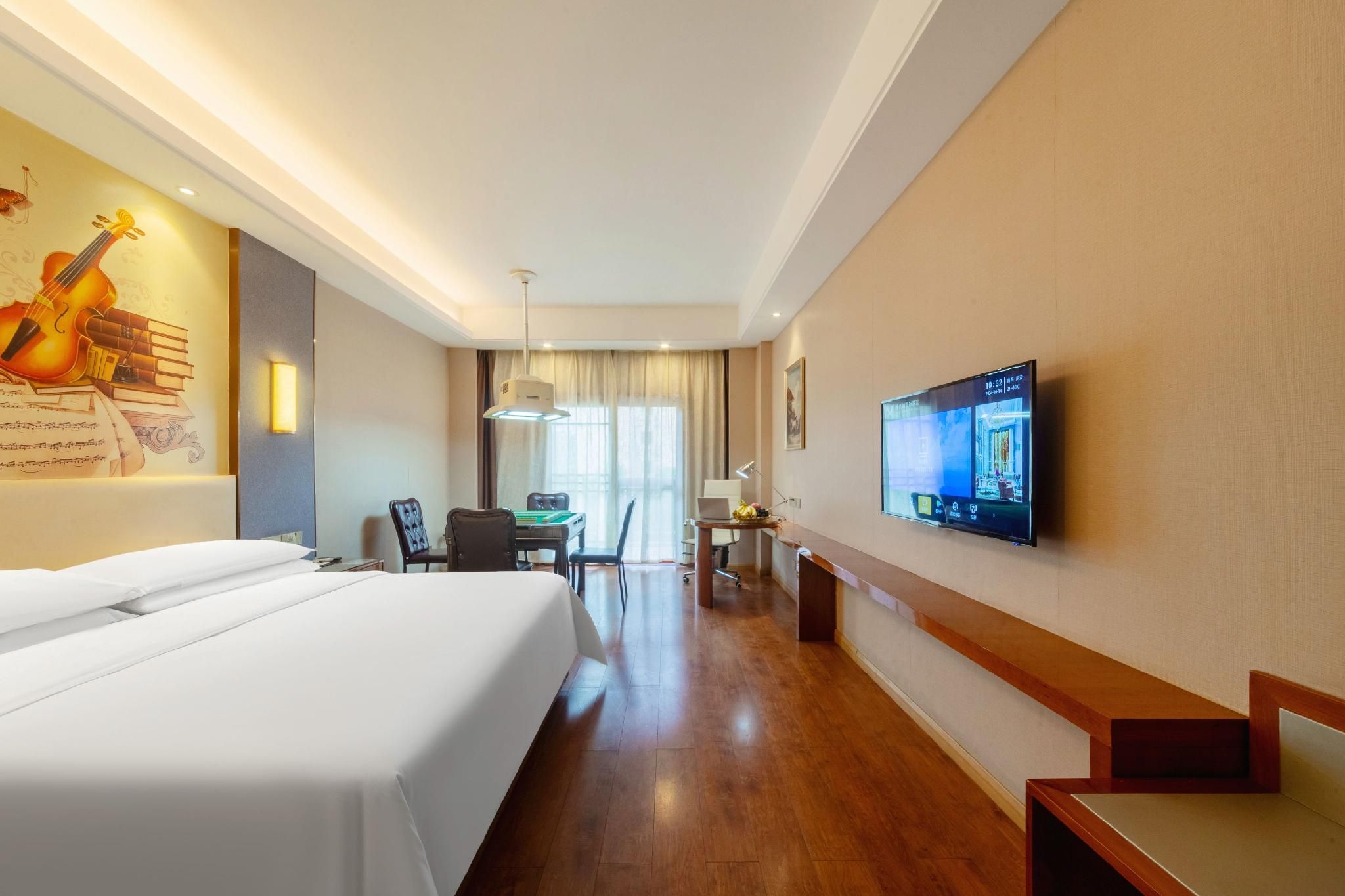 Double Room with Audio