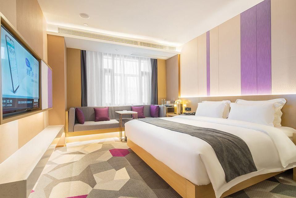 WH - Deluxe Bed Room