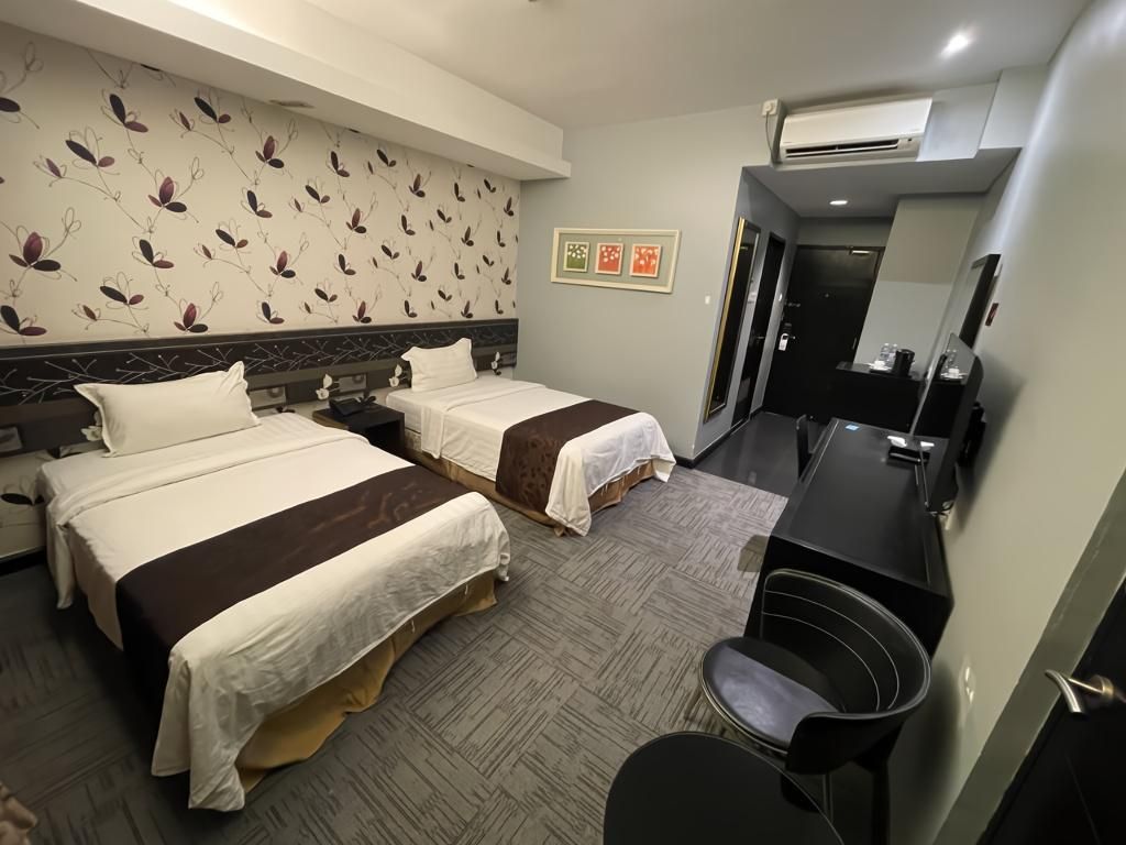 Hotel De Leon Deluxe Twin Room