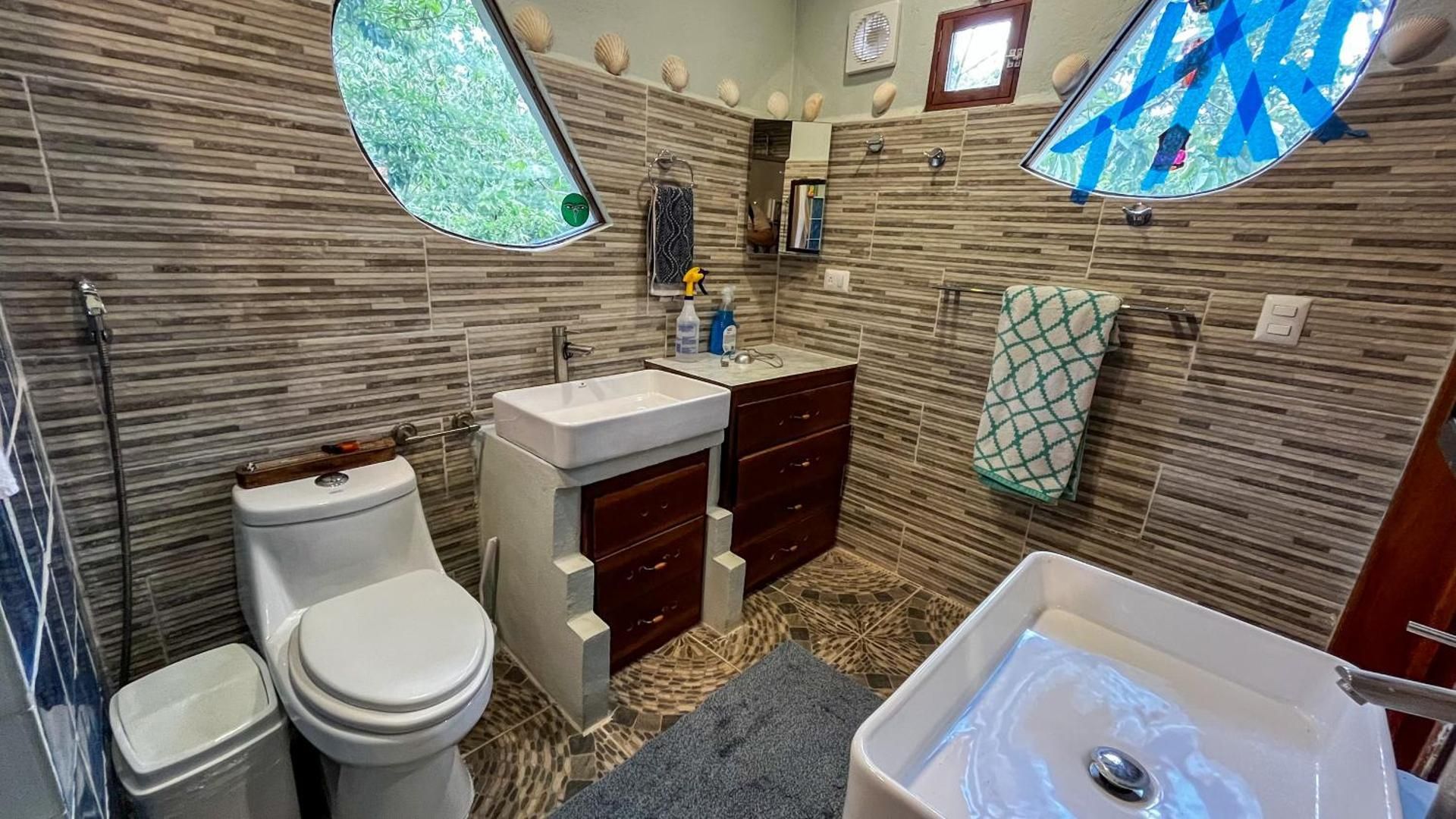 King Room with Spa Bath