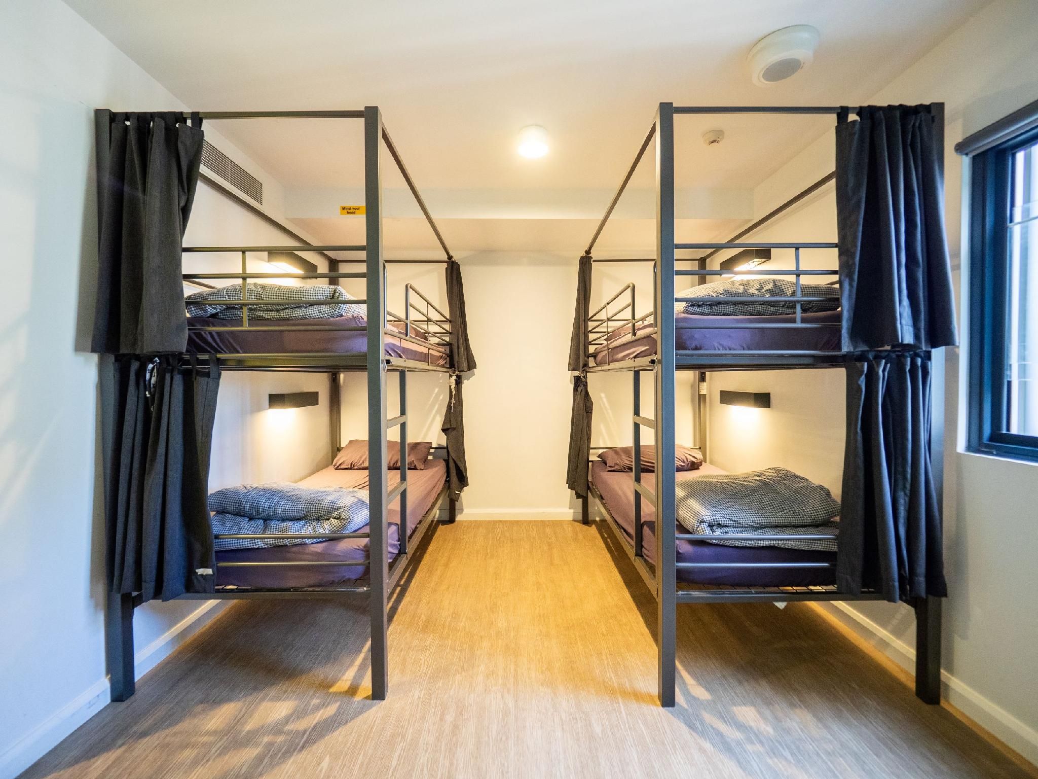 1 Person in 4-Bed Dormitory with Private Bathroom - Male Only