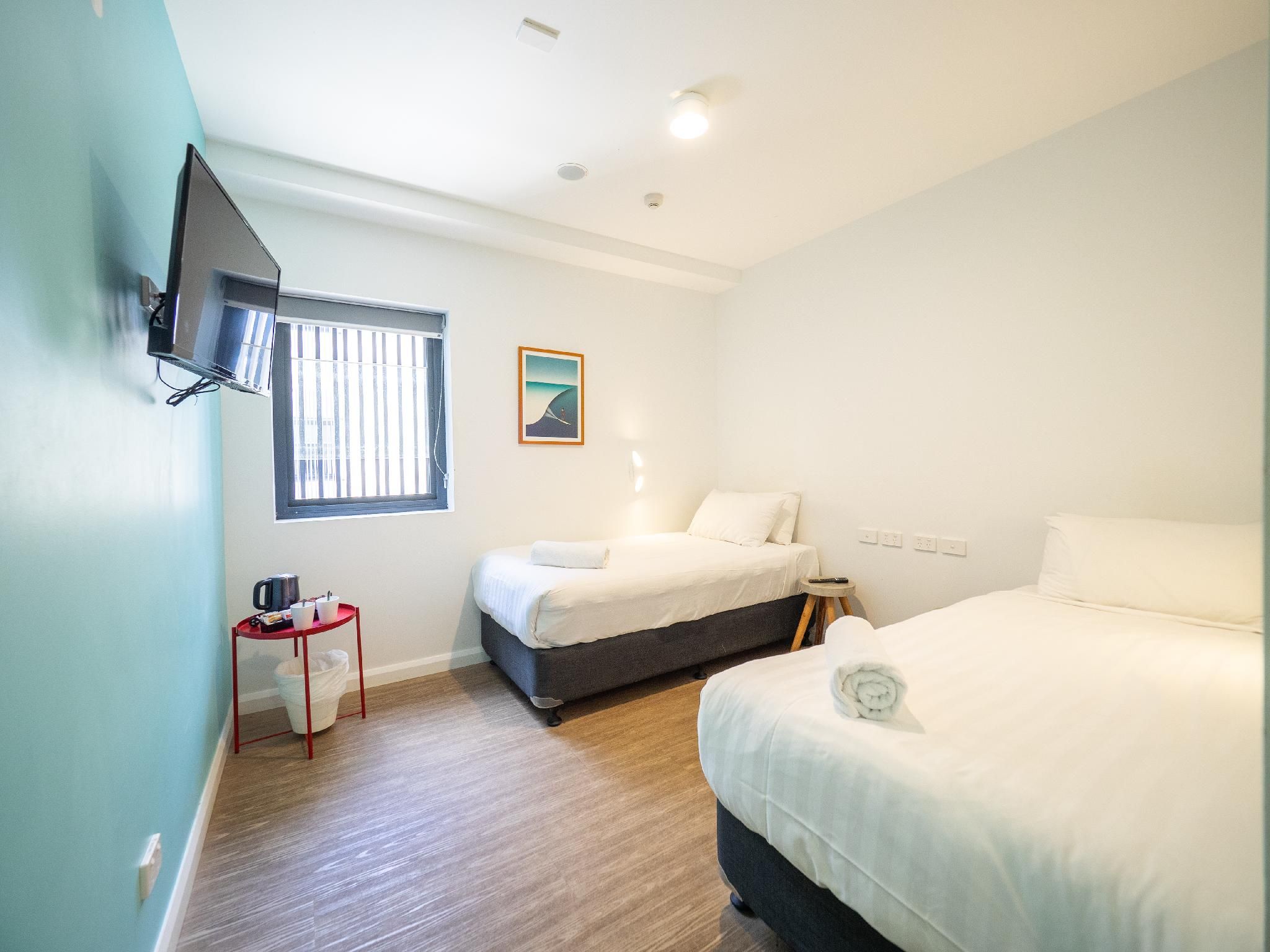 Twin Room with Ensuite Bathroom