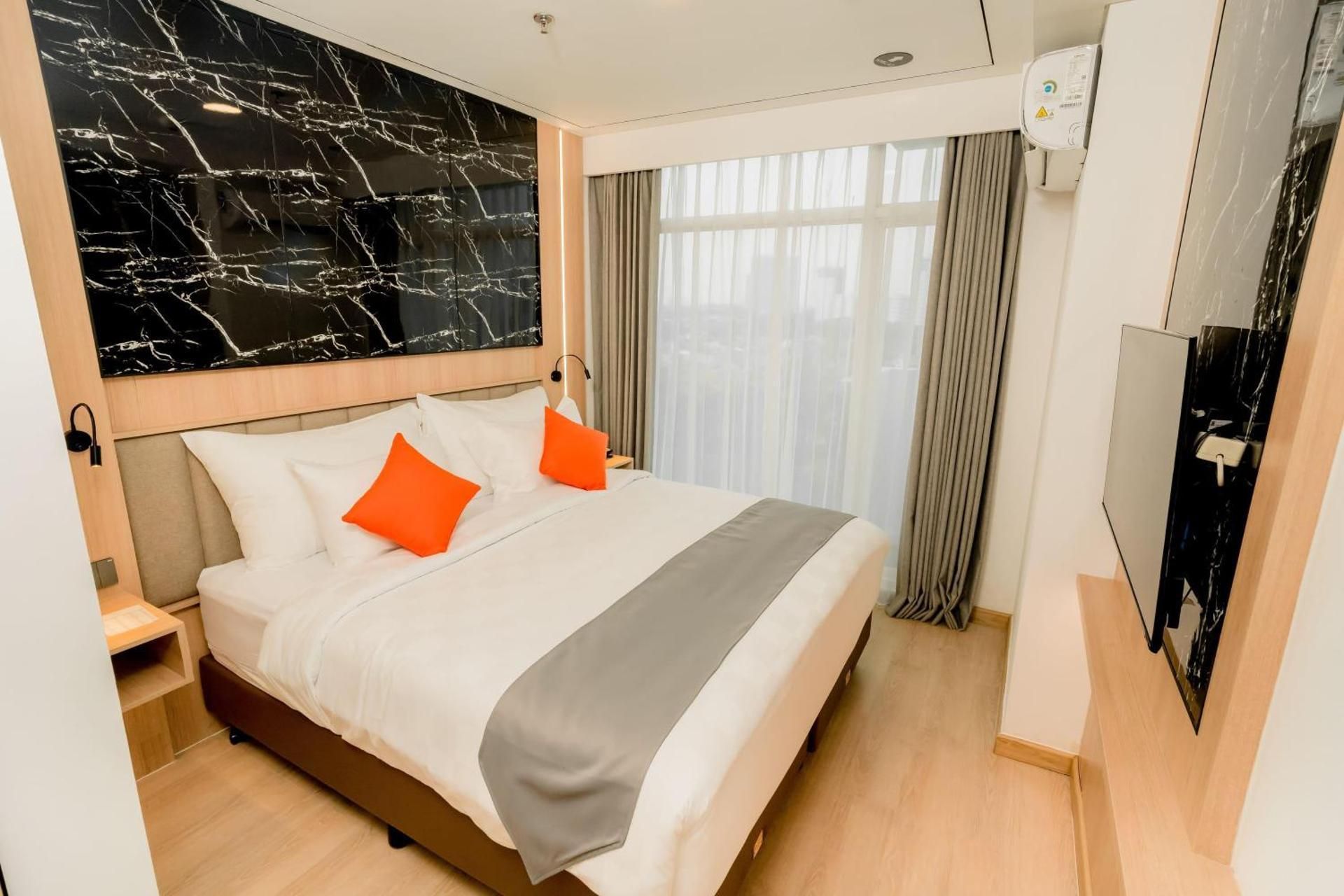 Howard Johnson By Wyndham Tangerang 1 Double Bed, Superior Room, Non-Smoking