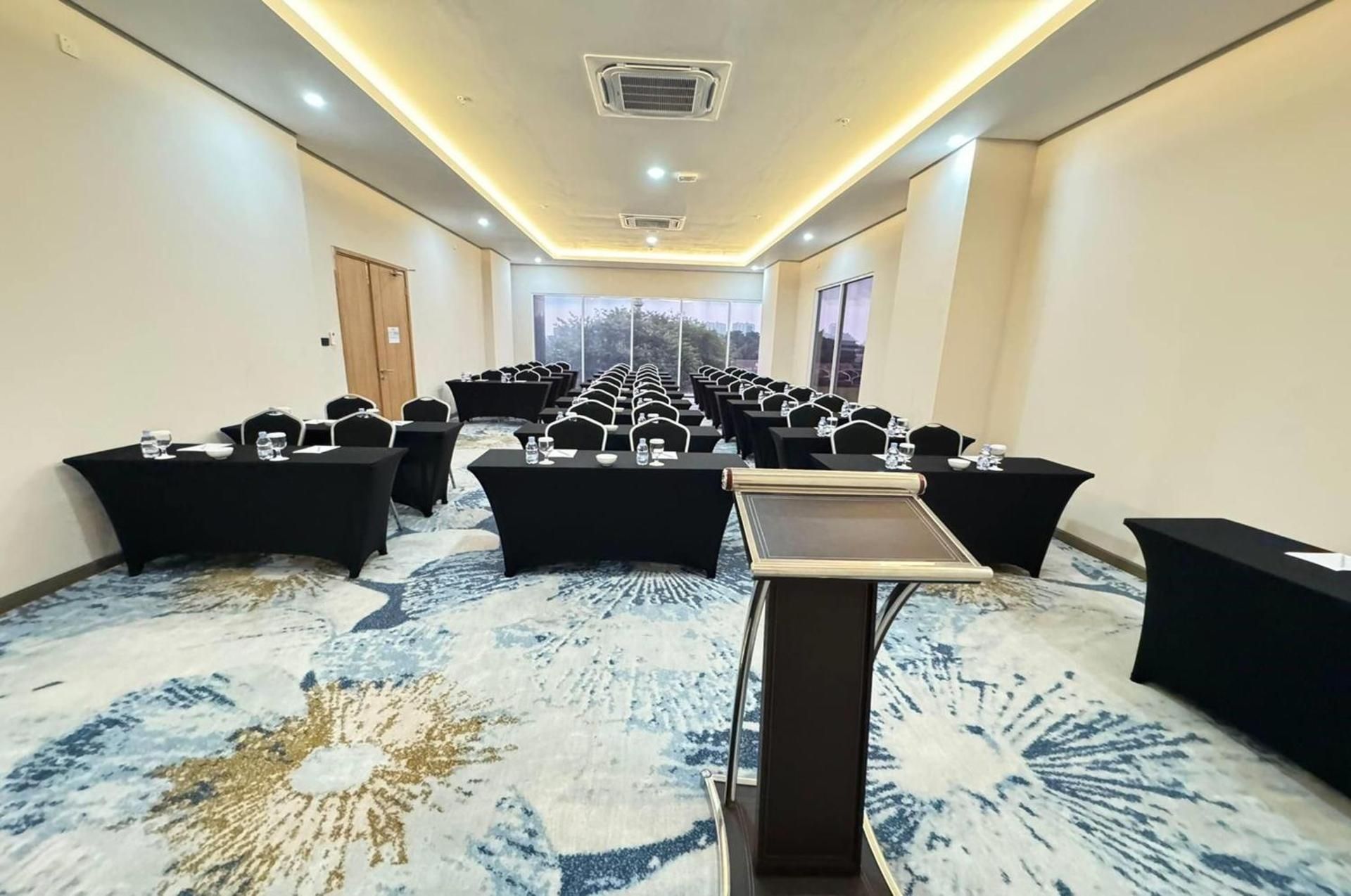 meeting room / ballrooms