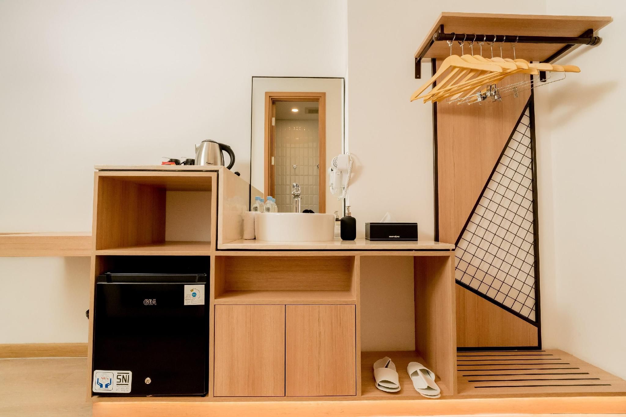 Howard Johnson By Wyndham Tangerang 1 Double Bed, Superior Room, Non-Smoking 3