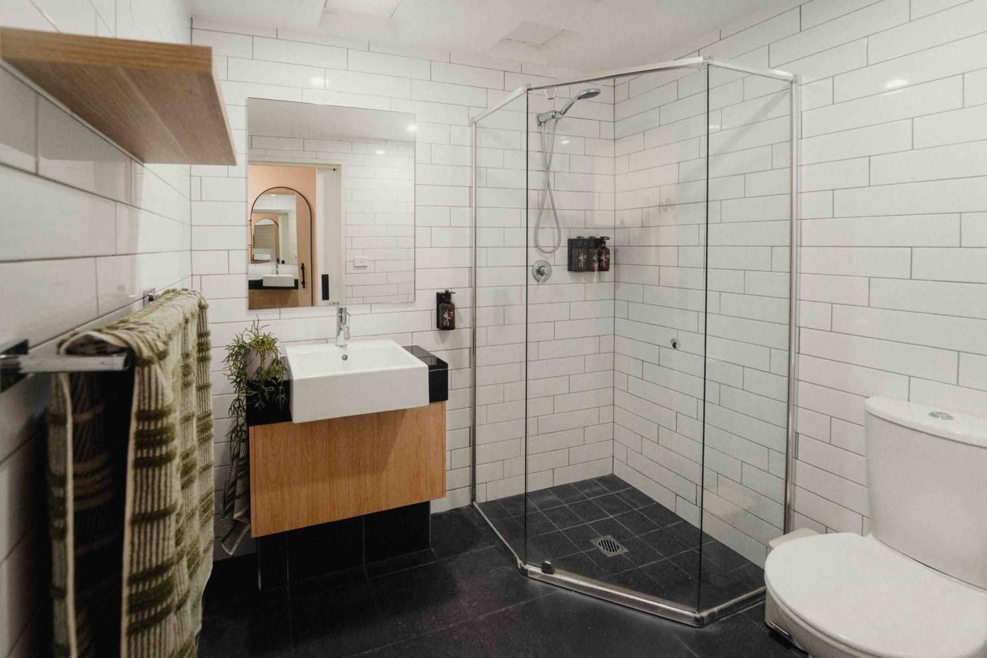 Private Queen Ensuite Room