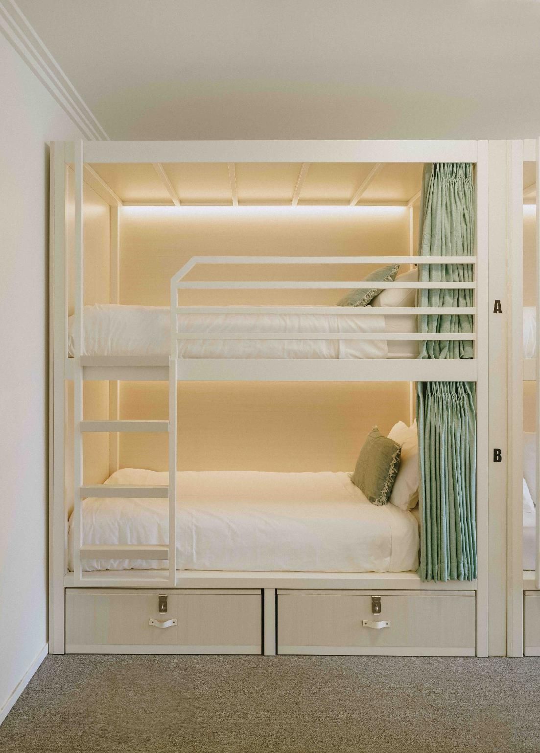 Bed in 8-Bed Mixed Dormitory Room with Private Bathroom