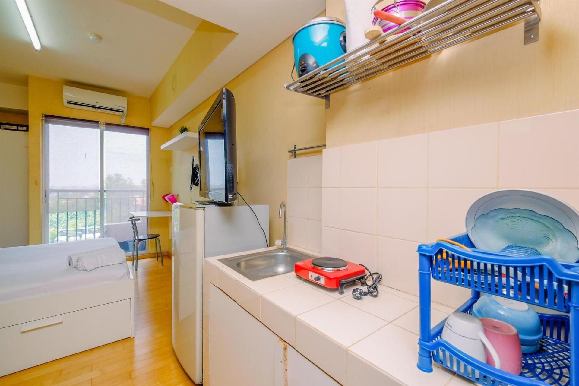 Studio Apartment