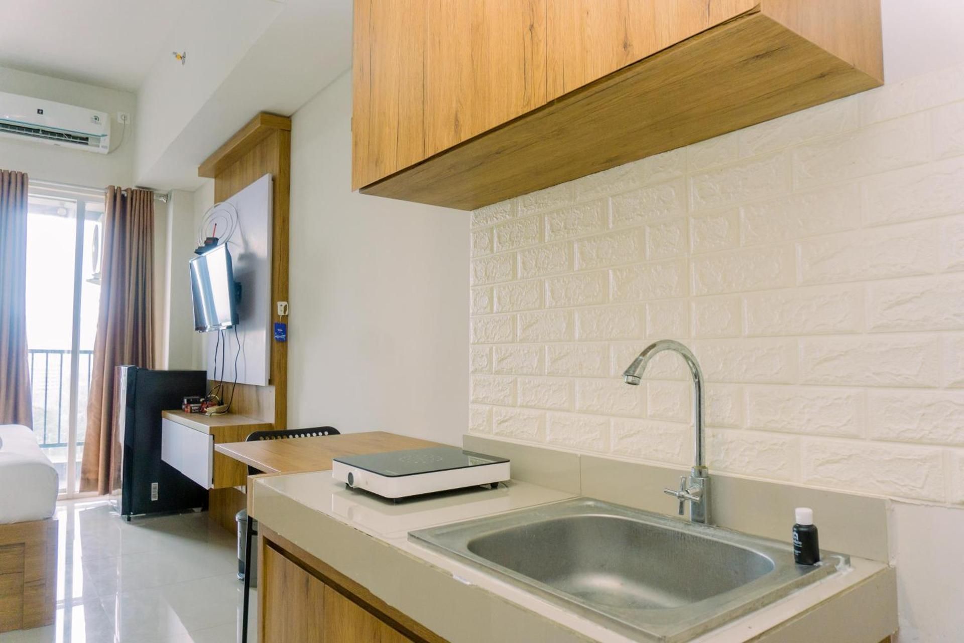 Studio Apartment