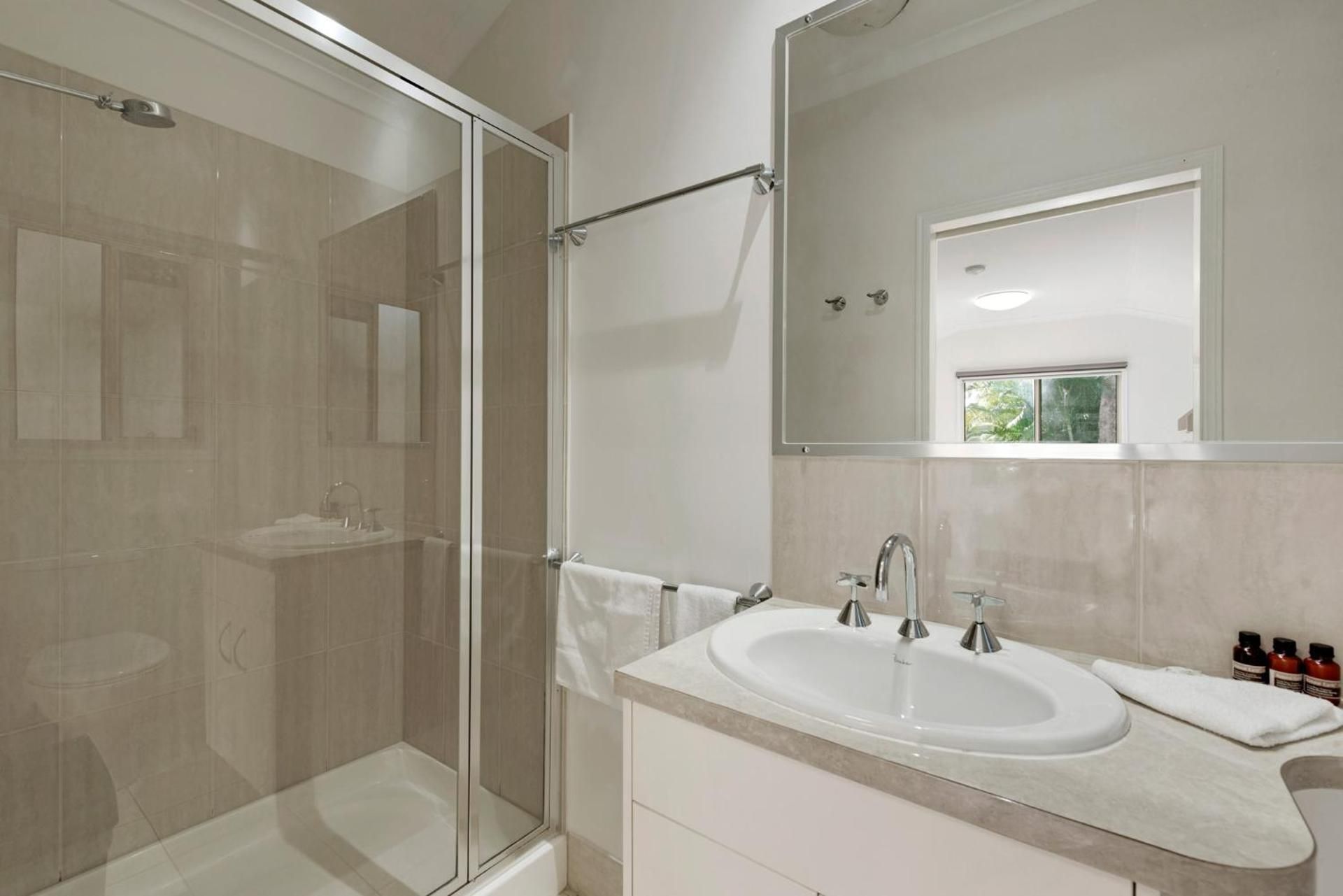 Economy Studio Cabin - Sleeps 2