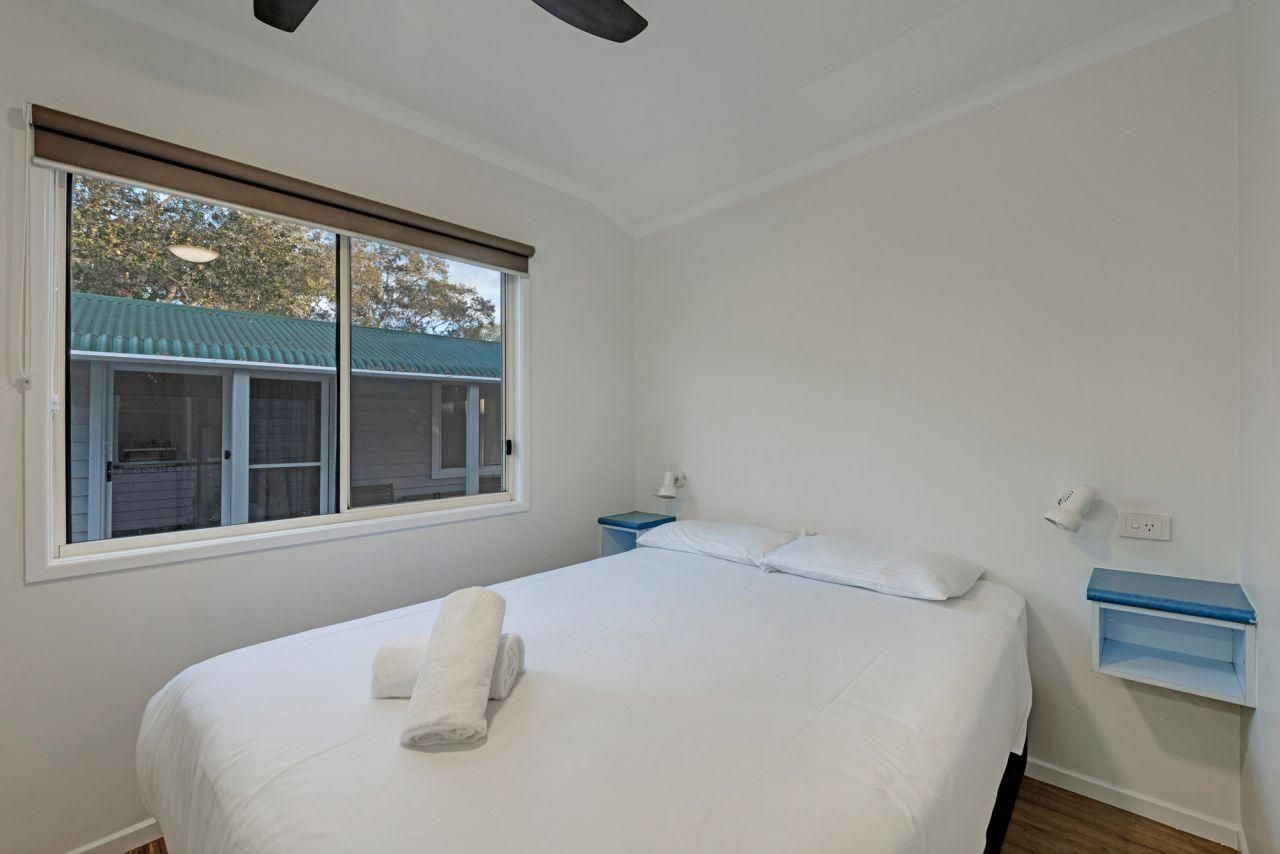 Discovery Parks - Byron Bay Economy 2 Bedroom Cabin - Sleeps 6