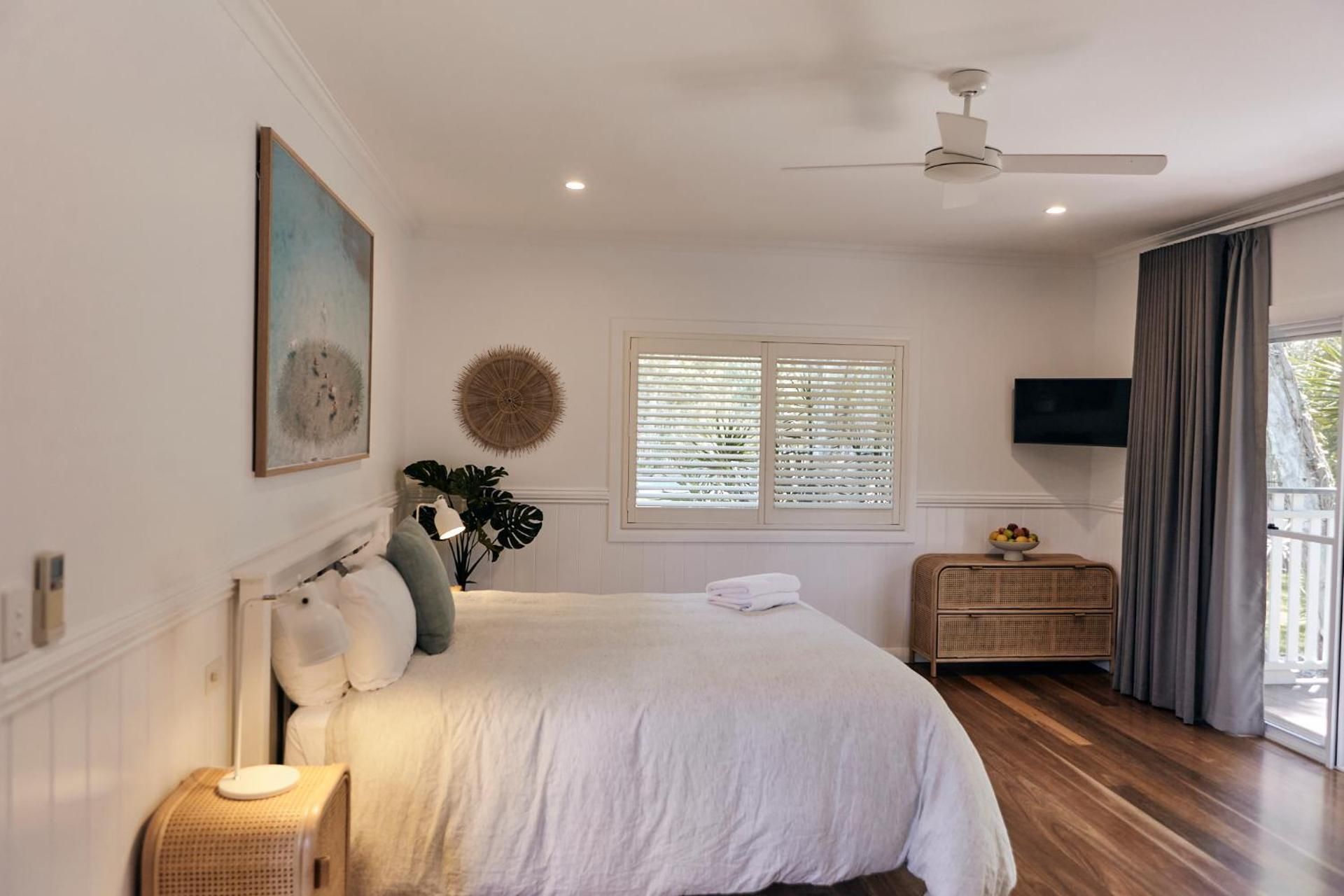 2 Coast King Suite