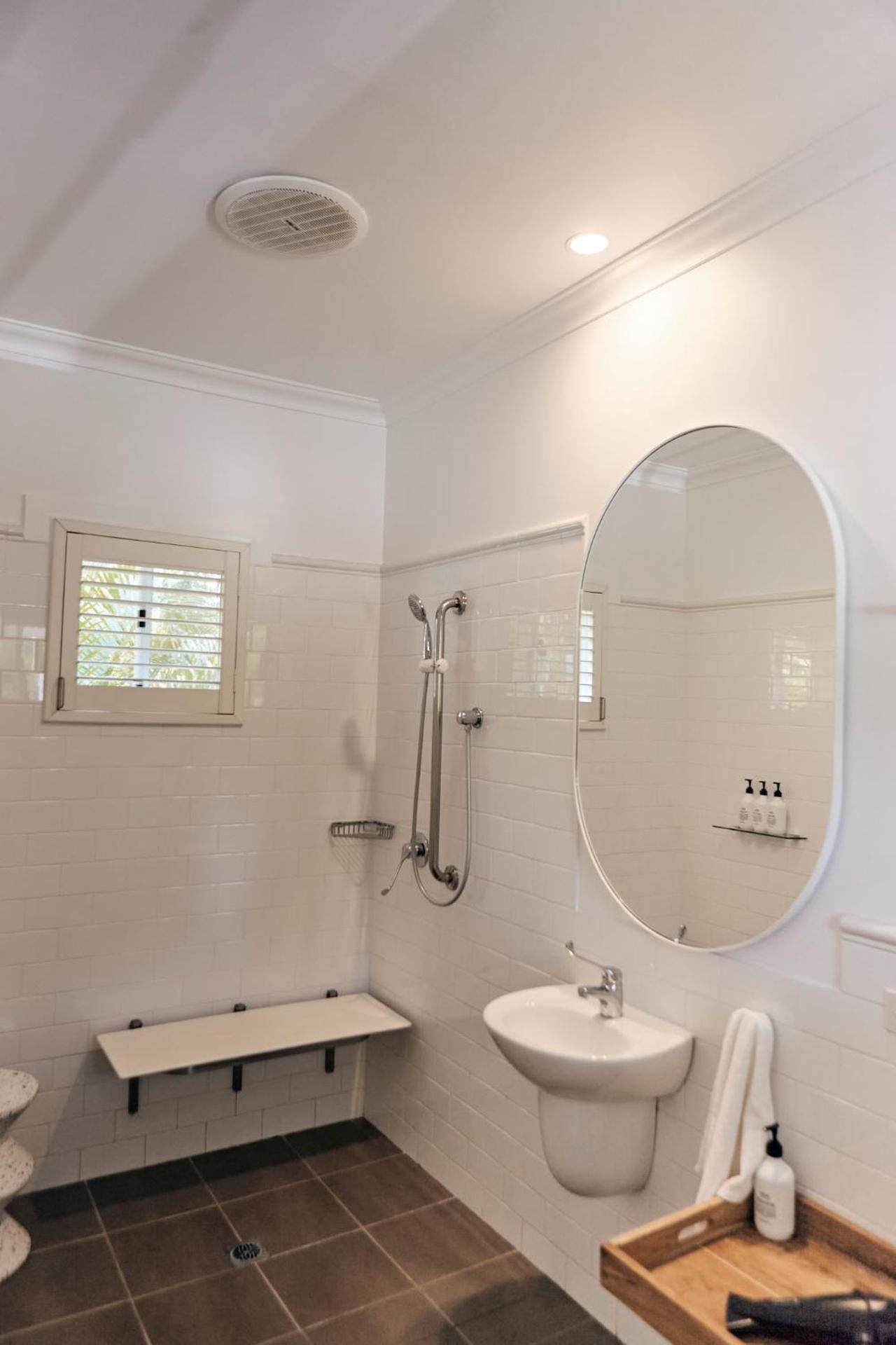 4 Ocean Queen Suite