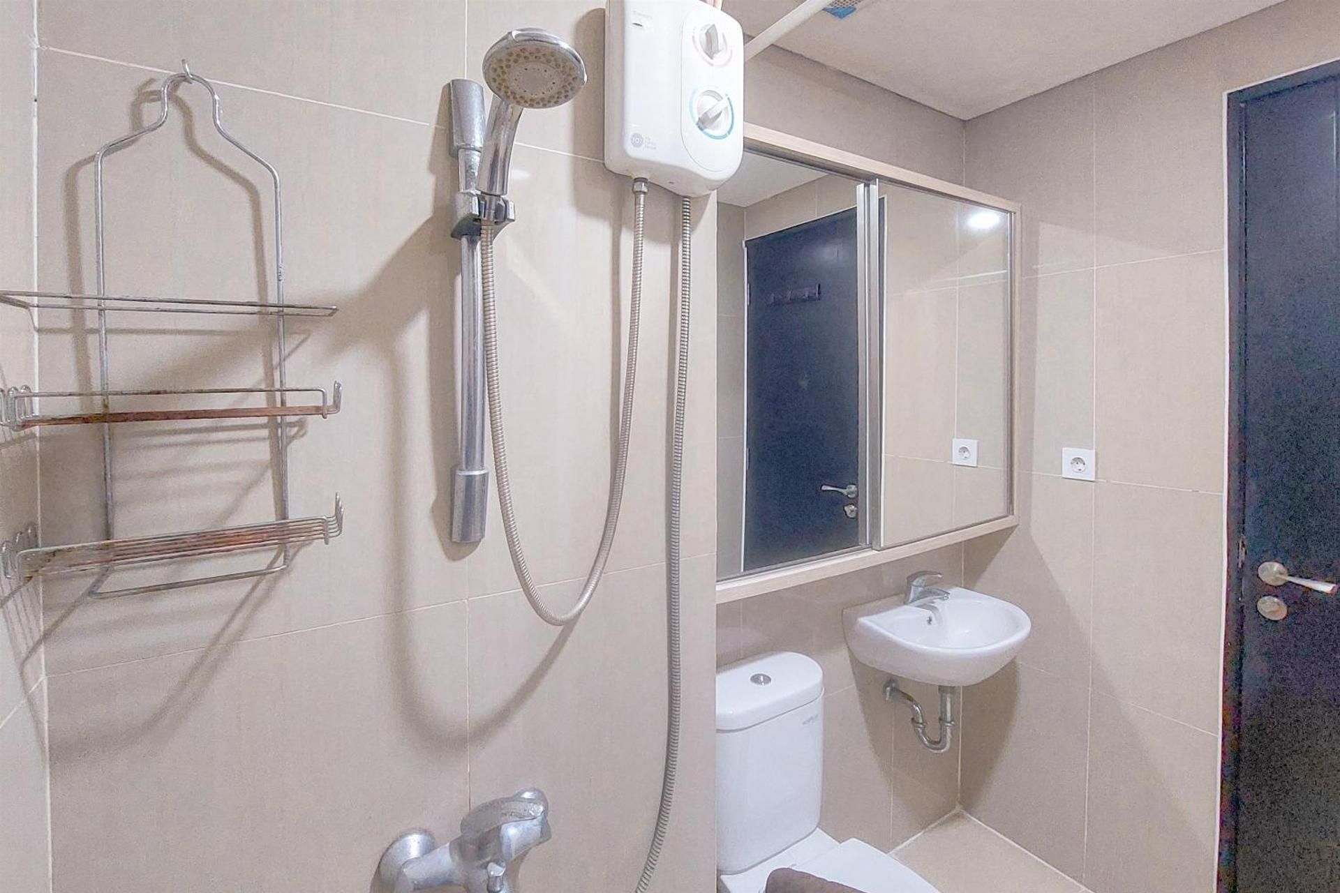 Studio Apartment