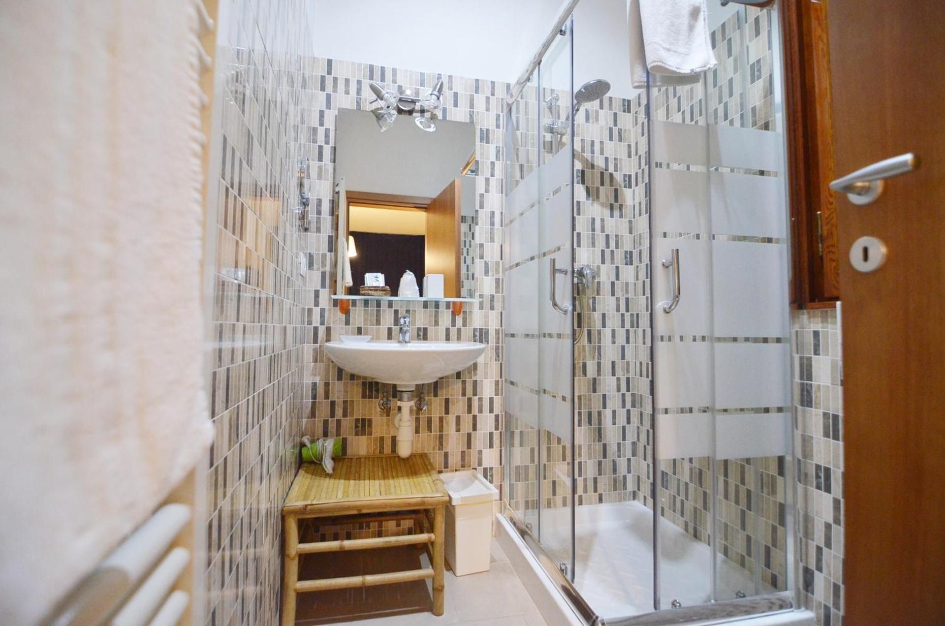 Basic Double Room