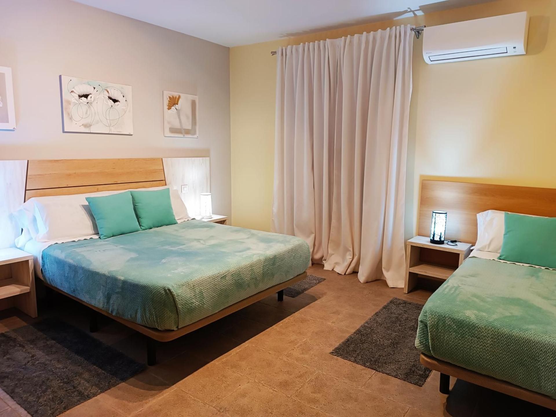 Triple Room