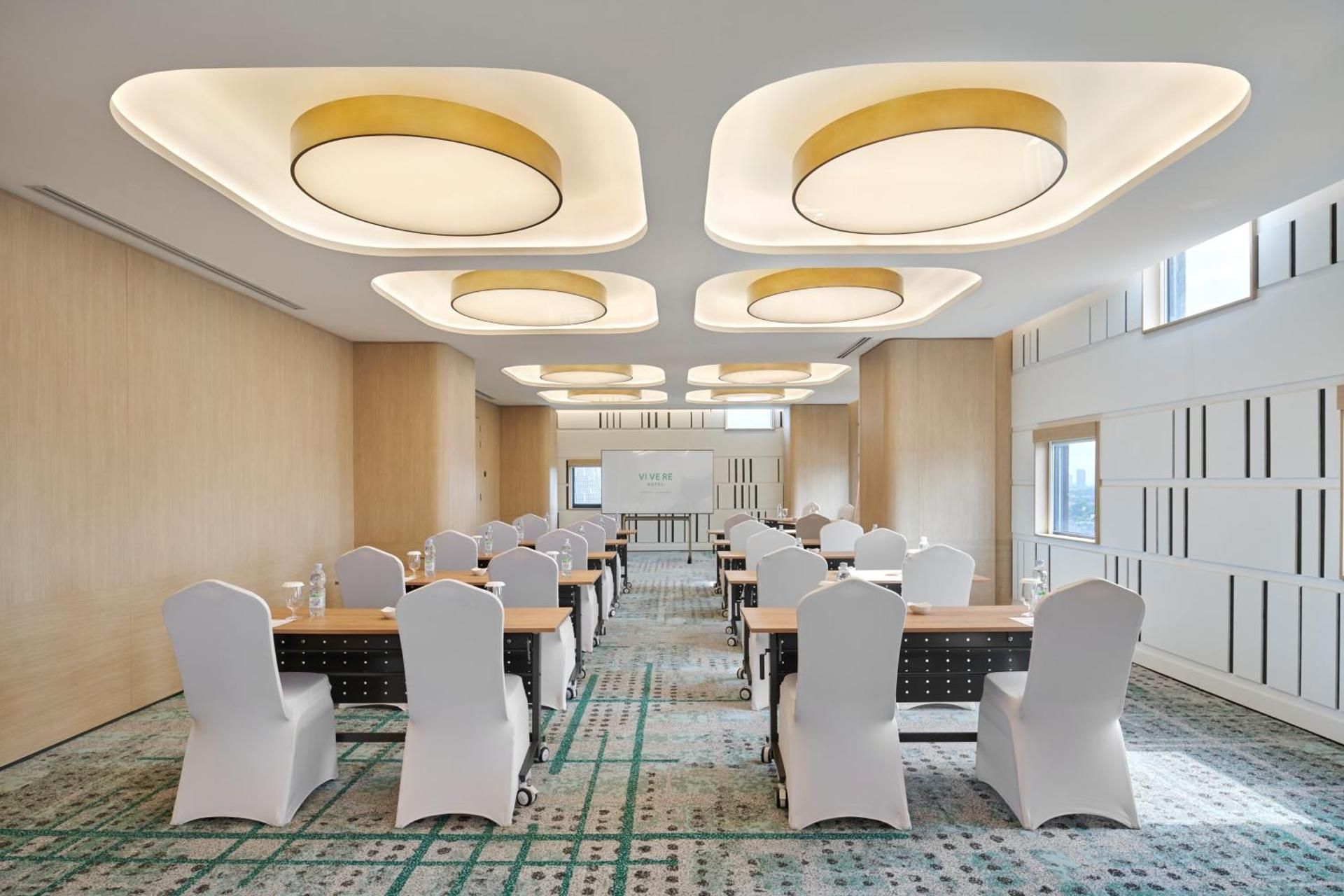 meeting room / ballrooms