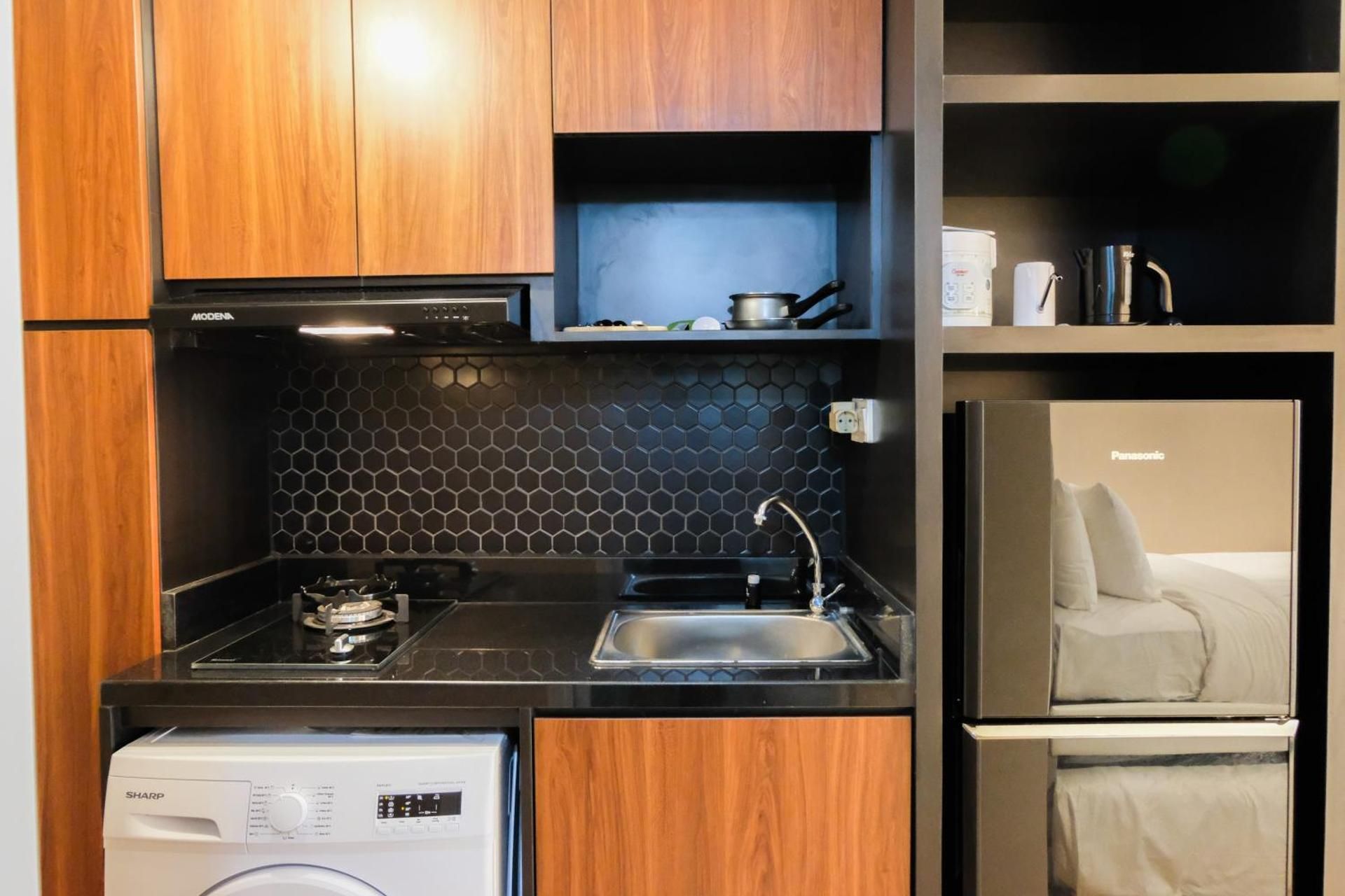 Studio Apartment