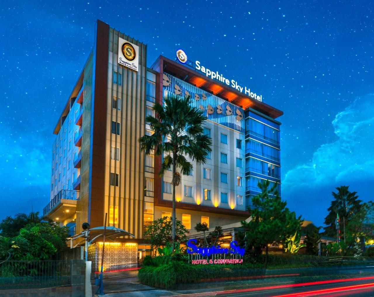 Sapphire Sky Hotel BSD City