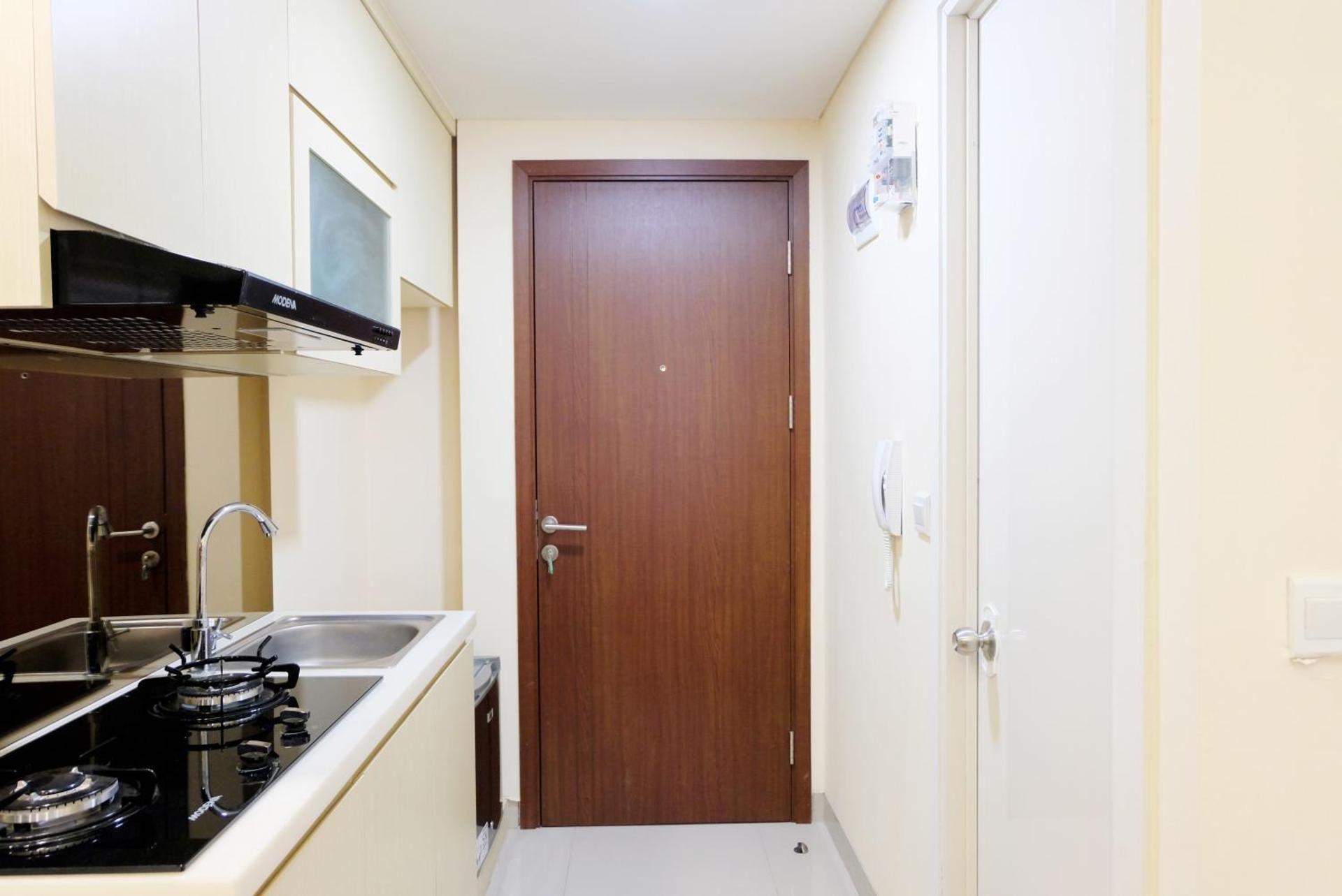 Studio Apartment