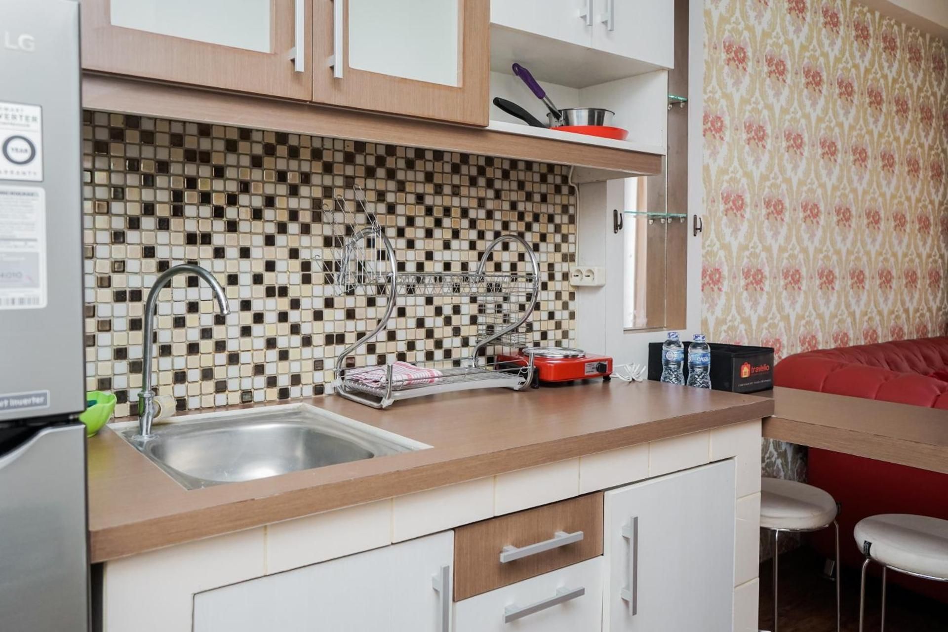 Comfort 2BR at Serpong Greenview By Travelio