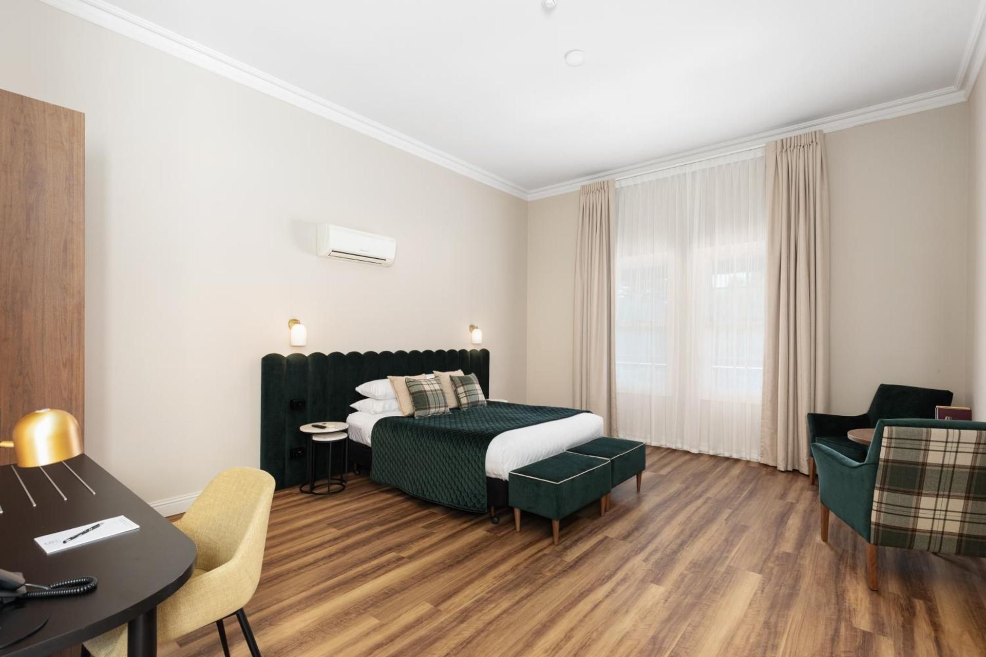 Dog Friendly Deluxe King Room