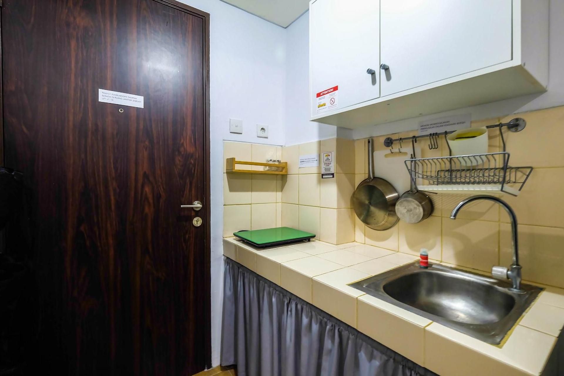Studio Apartment